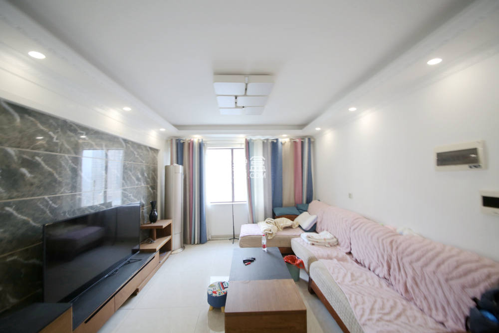 中惠锦堂  3室2厅2卫   153.00万