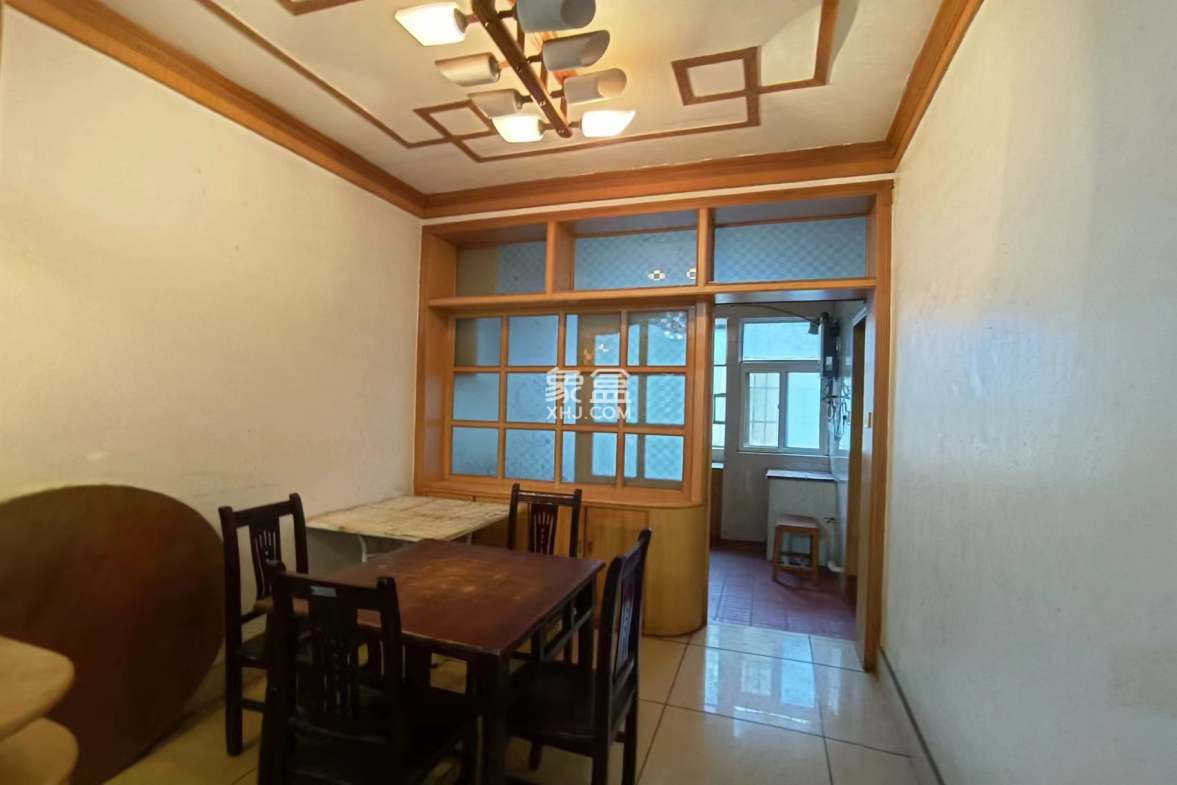 响石花园 2室2厅1卫 29.00万 响石花园 2室2厅1卫 29.00万室内图