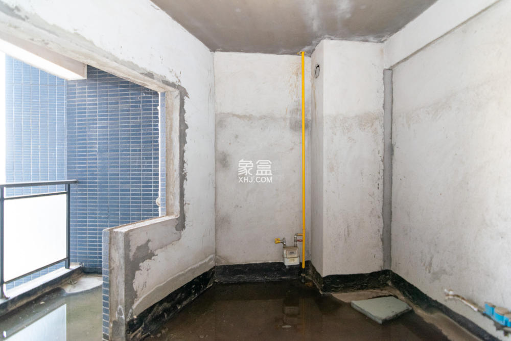 雙盈臥龍灣  4室2廳2衛(wèi)   87.80萬(wàn)