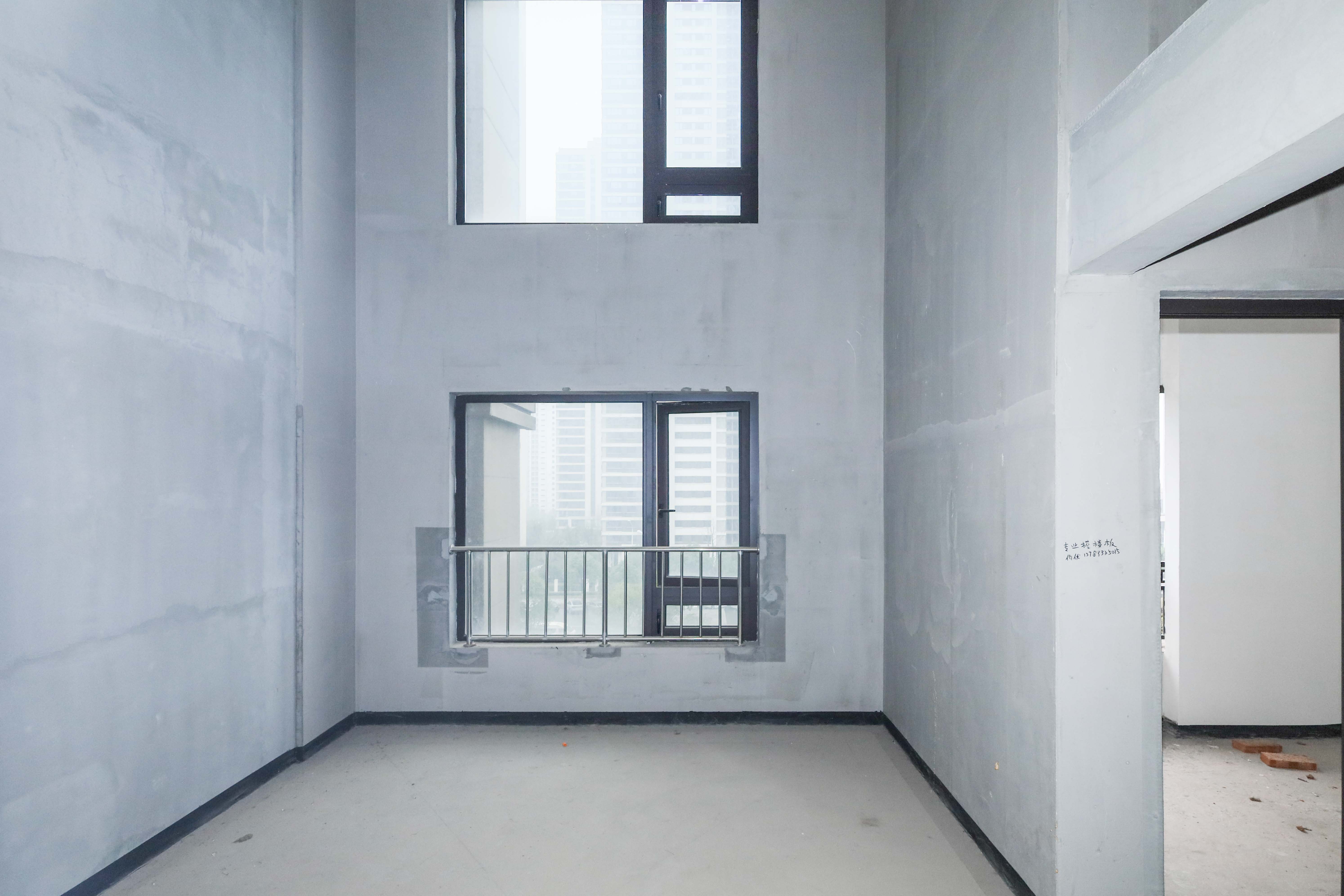 建发央著  4室2厅2卫   300.00万