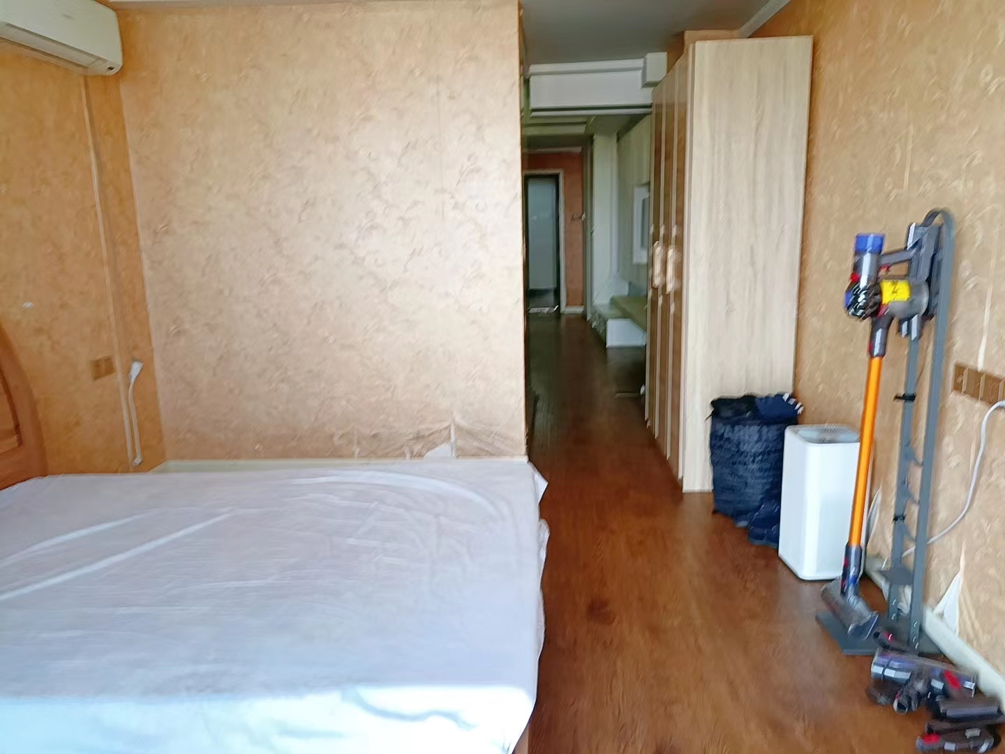 建鑫二期  1室1厅1卫    27.0万 建鑫二期  1室1厅1卫    27.0万客厅