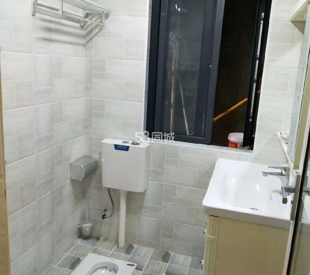 中建御山和苑 1室1厅1卫 35.00万 中建御山和苑 1室1厅1卫 35.00万室内图