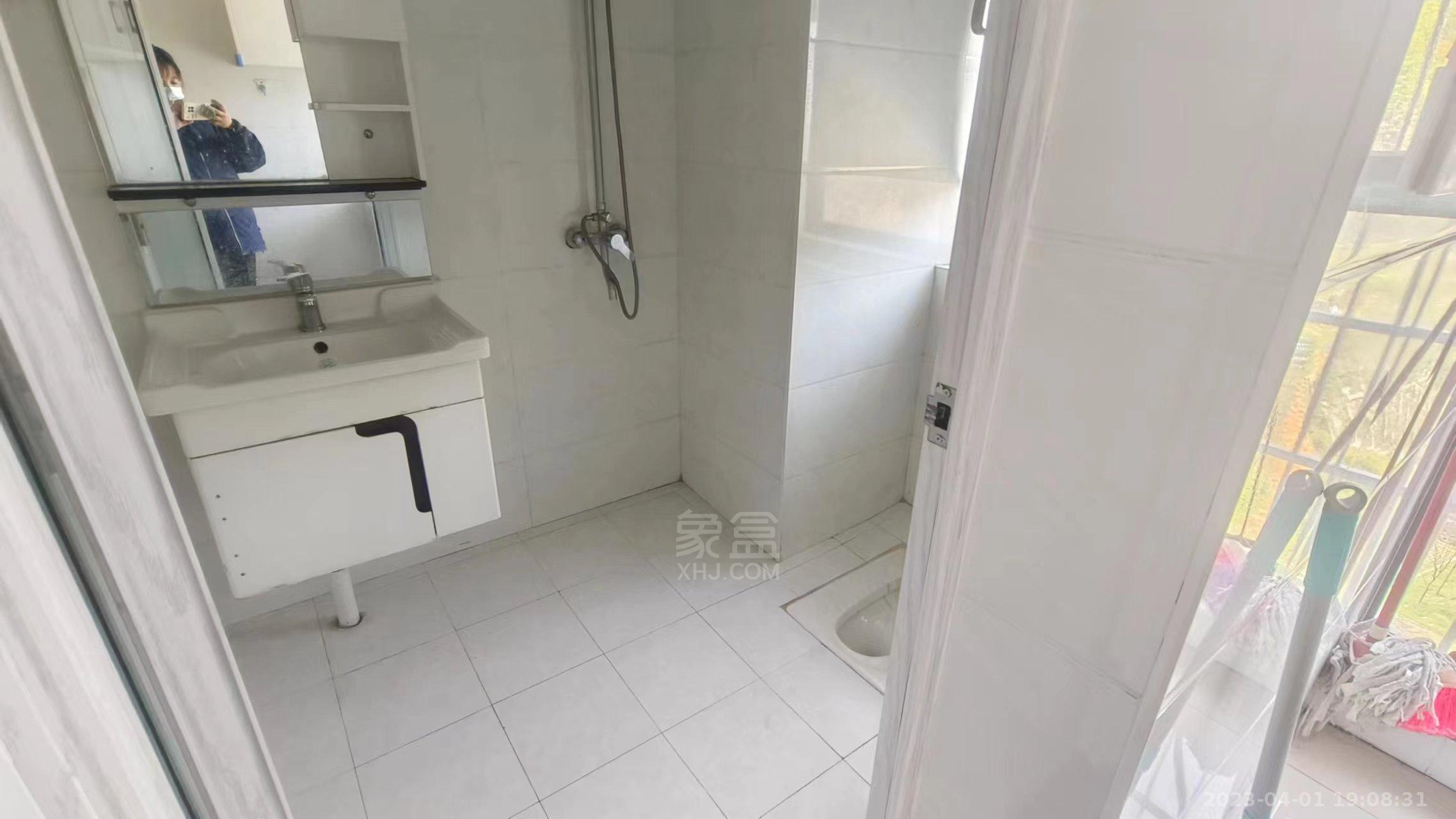 中建御山和苑  1室0厅1卫   1500.00元/月室内图