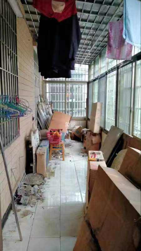 五江建材城 3室2厅2卫 1500.00元/月 五江建材城 3室2厅2卫 1500.00元/月室内图