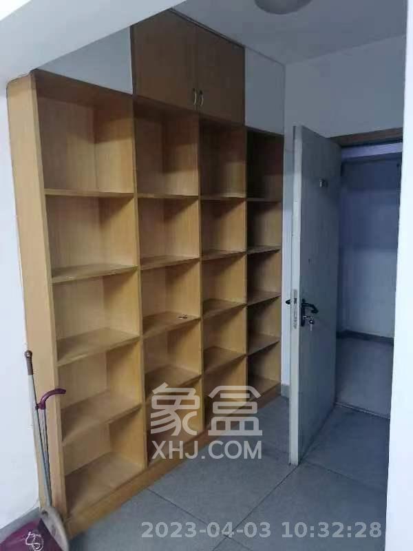 三萬英尺  1室1廳1衛(wèi)   1300.00元/月室內(nèi)圖