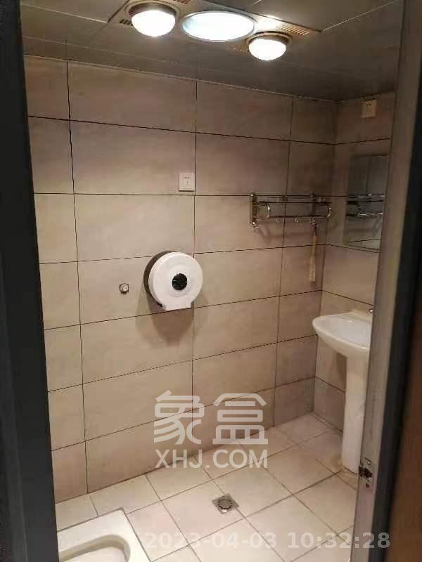 三萬英尺  1室1廳1衛(wèi)   1300.00元/月室內(nèi)圖
