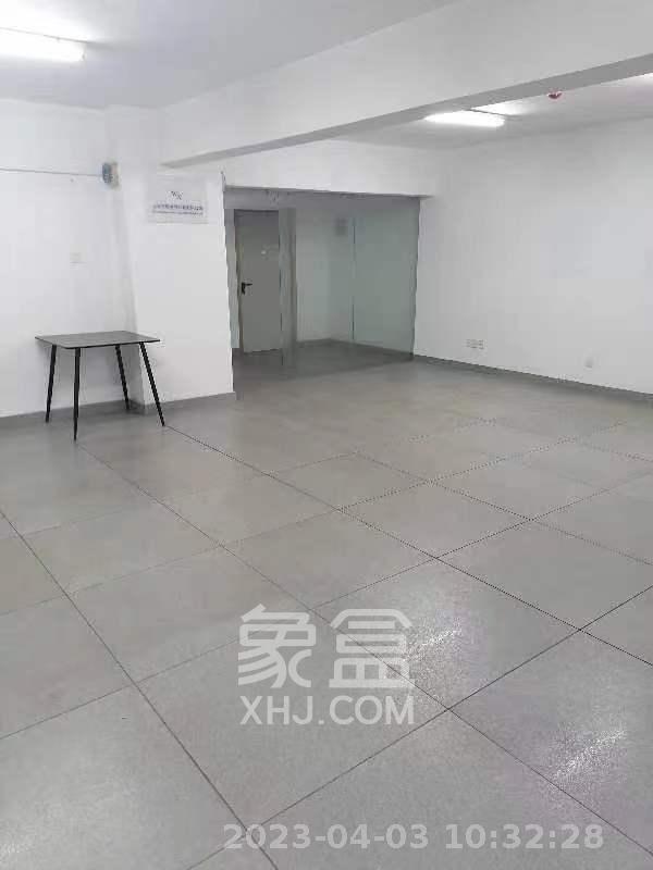 三萬英尺  1室1廳1衛(wèi)   1300.00元/月室內(nèi)圖