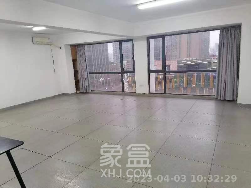 三萬英尺  1室1廳1衛(wèi)   1300.00元/月室內(nèi)圖