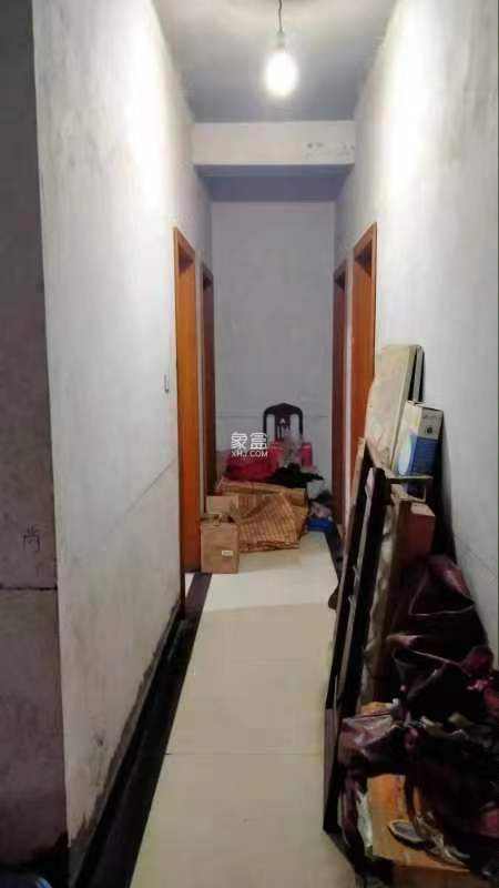 五江建材城 3室2厅2卫 1500.00元/月 五江建材城 3室2厅2卫 1500.00元/月室内图