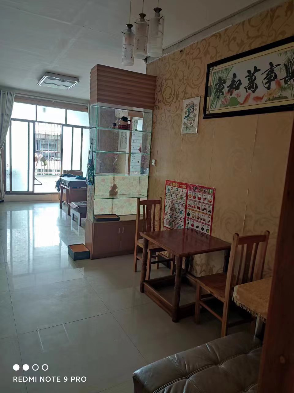 五江建材城  3室2厅1卫   1200.00元/月室内图