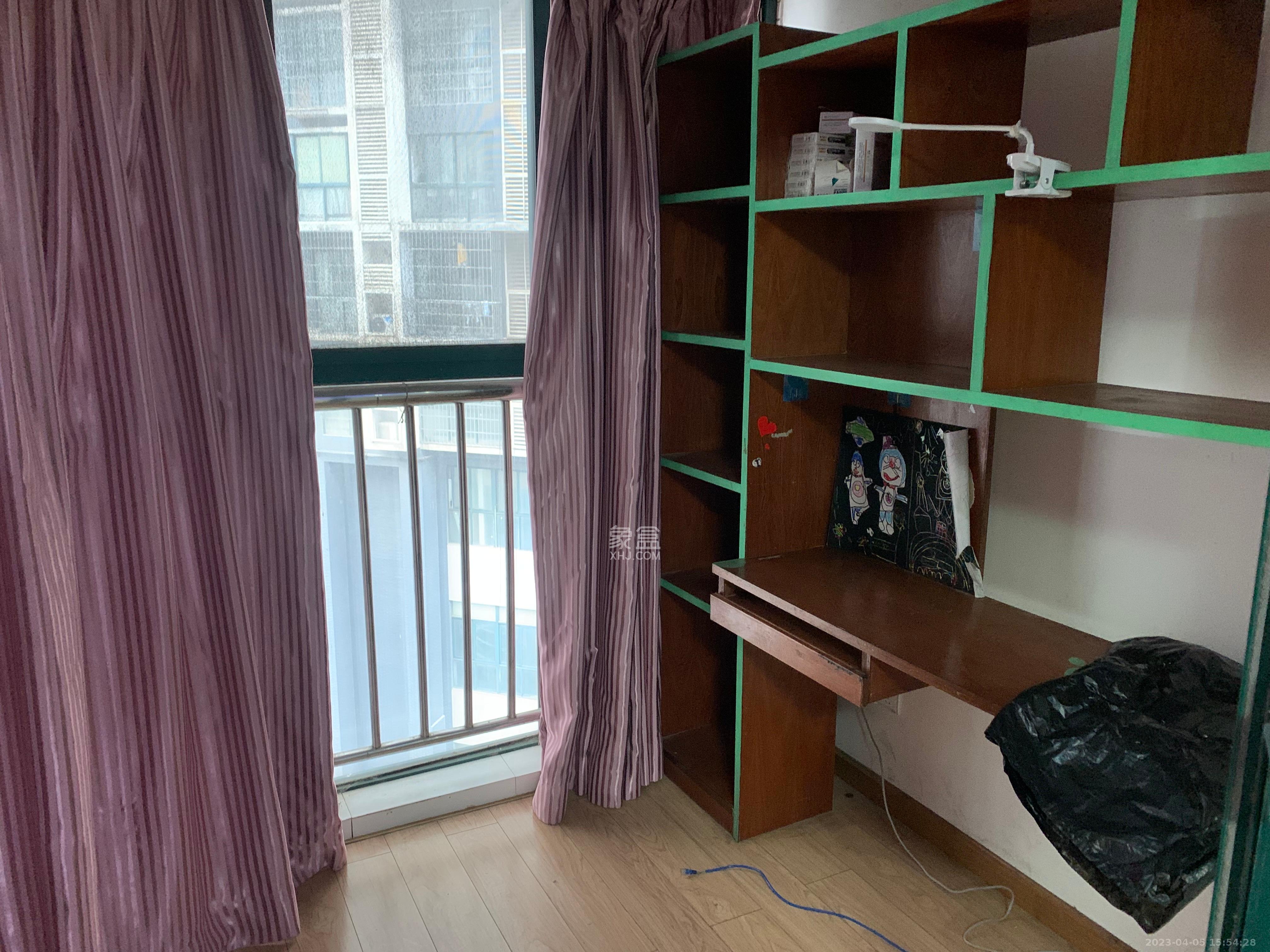 华天LOHO小镇  3室2厅2卫   1800.00元/月室内图