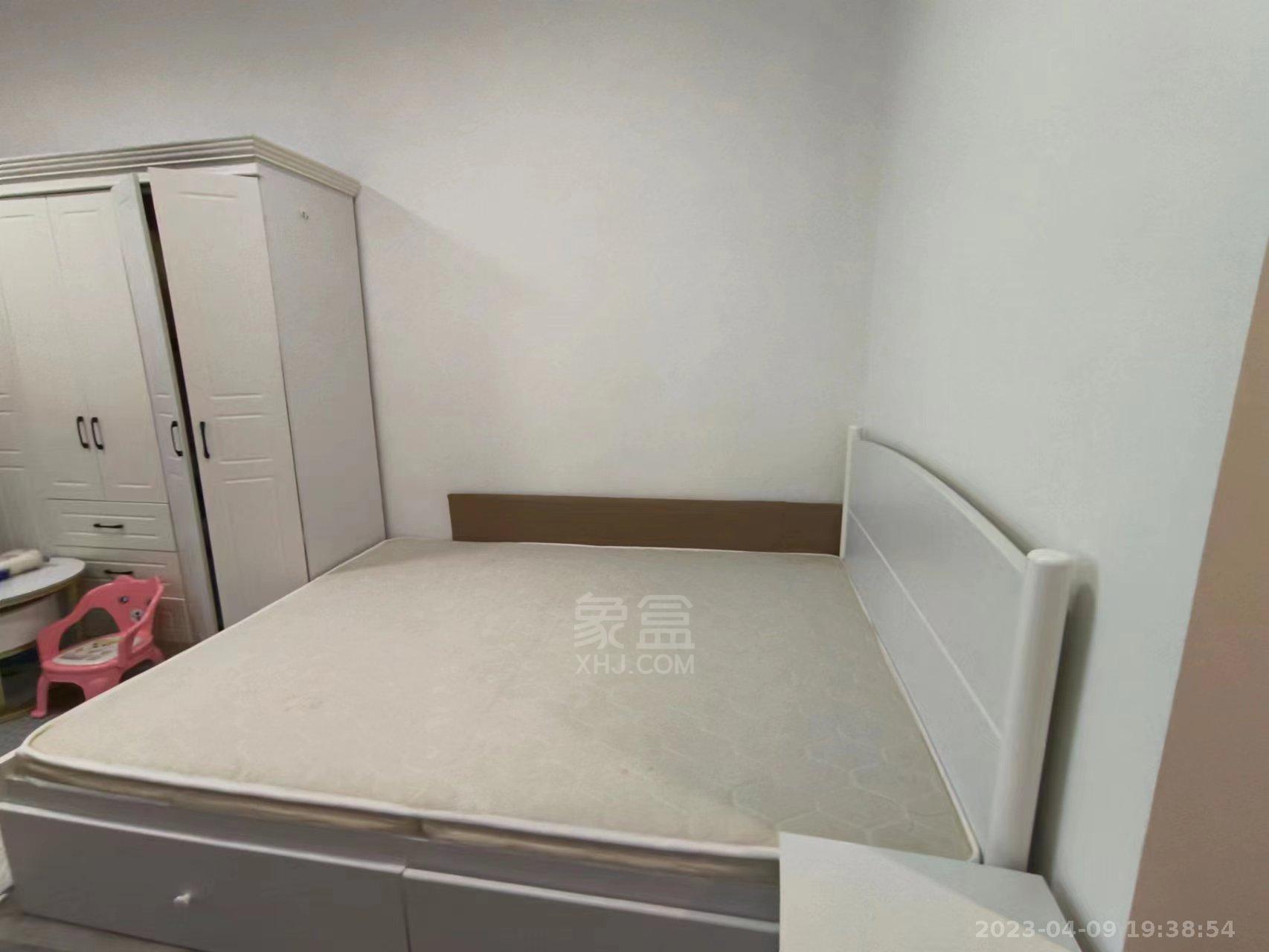 和顺天河广场（型格广场）  1室1厅1卫   1300.00元/月室内图