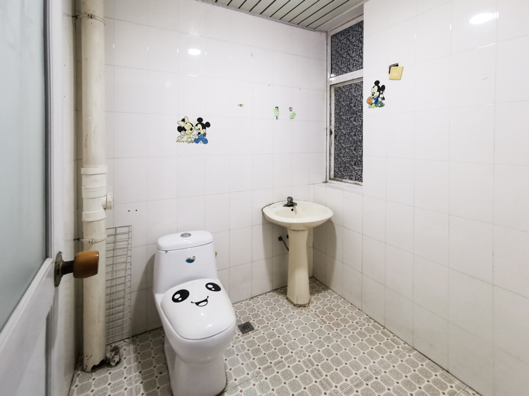 山水人家三期 3室2厅2卫 78.00万 山水人家三期 3室2厅2卫 78.00万卫生间