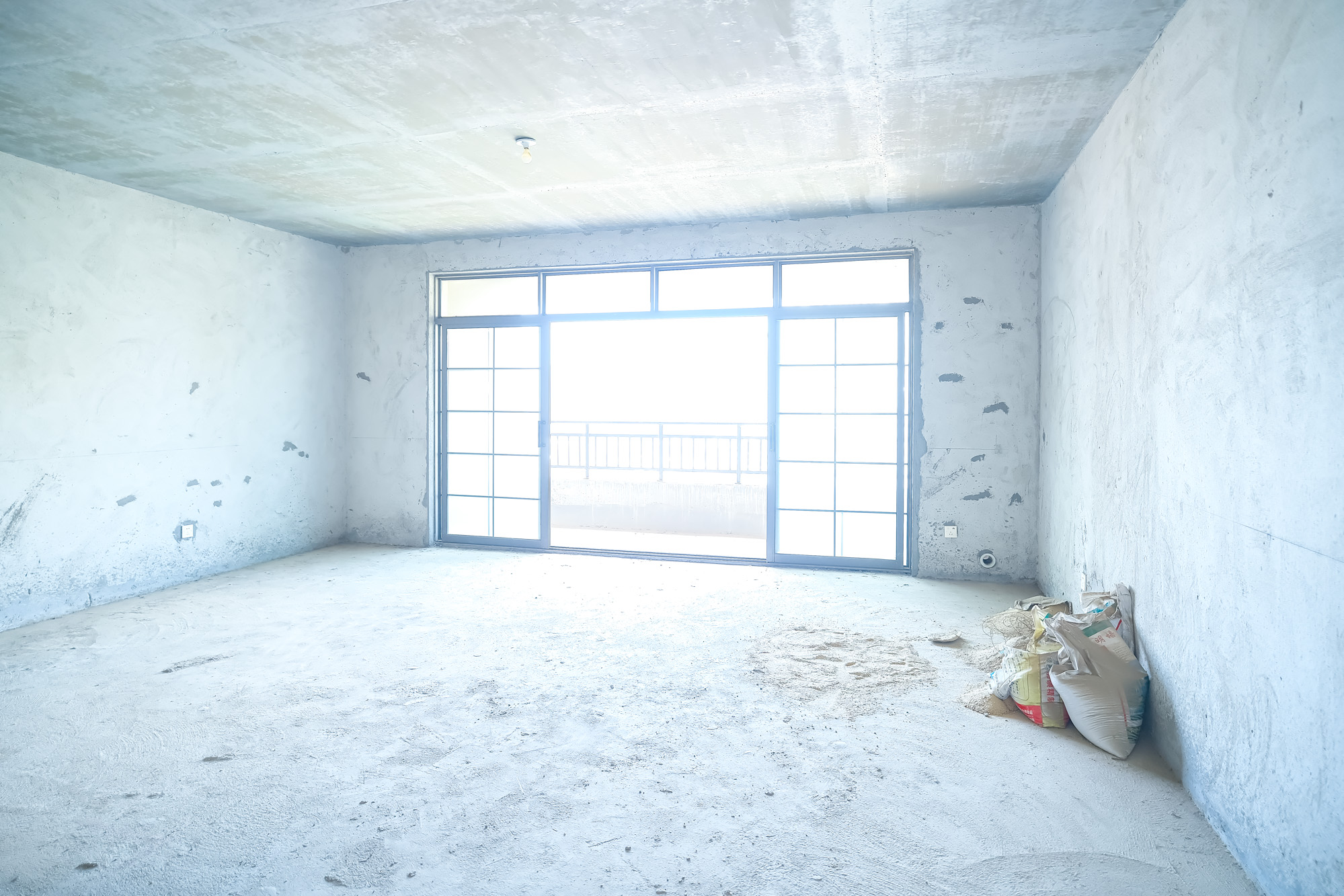 好望谷 4室2厅1卫 100.0万 好望谷 4室2厅1卫 100.0万客厅