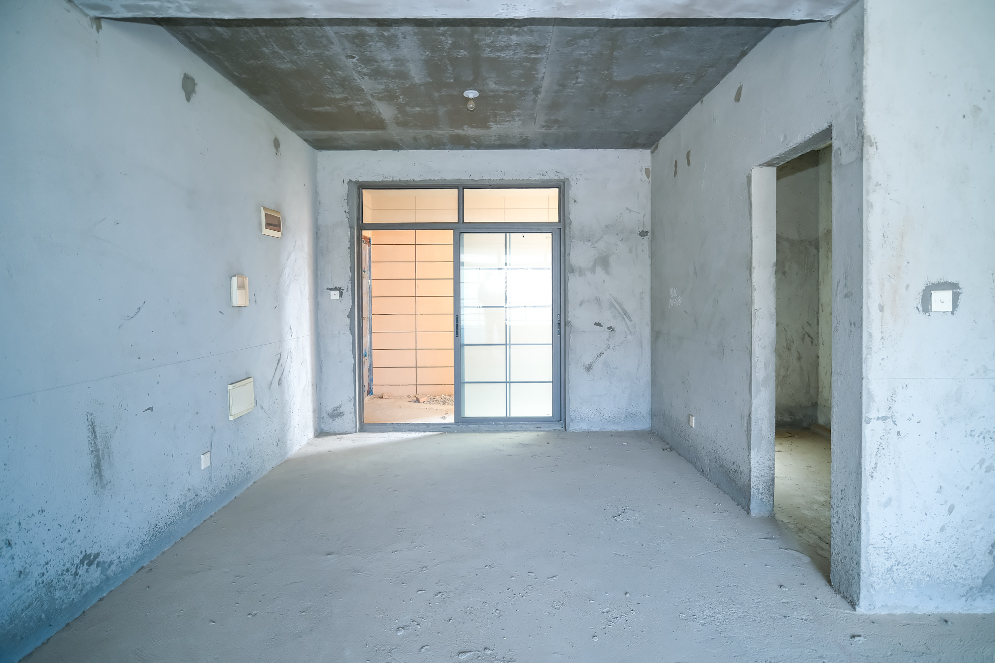 好望谷 4室2厅1卫 100.0万 好望谷 4室2厅1卫 100.0万客厅