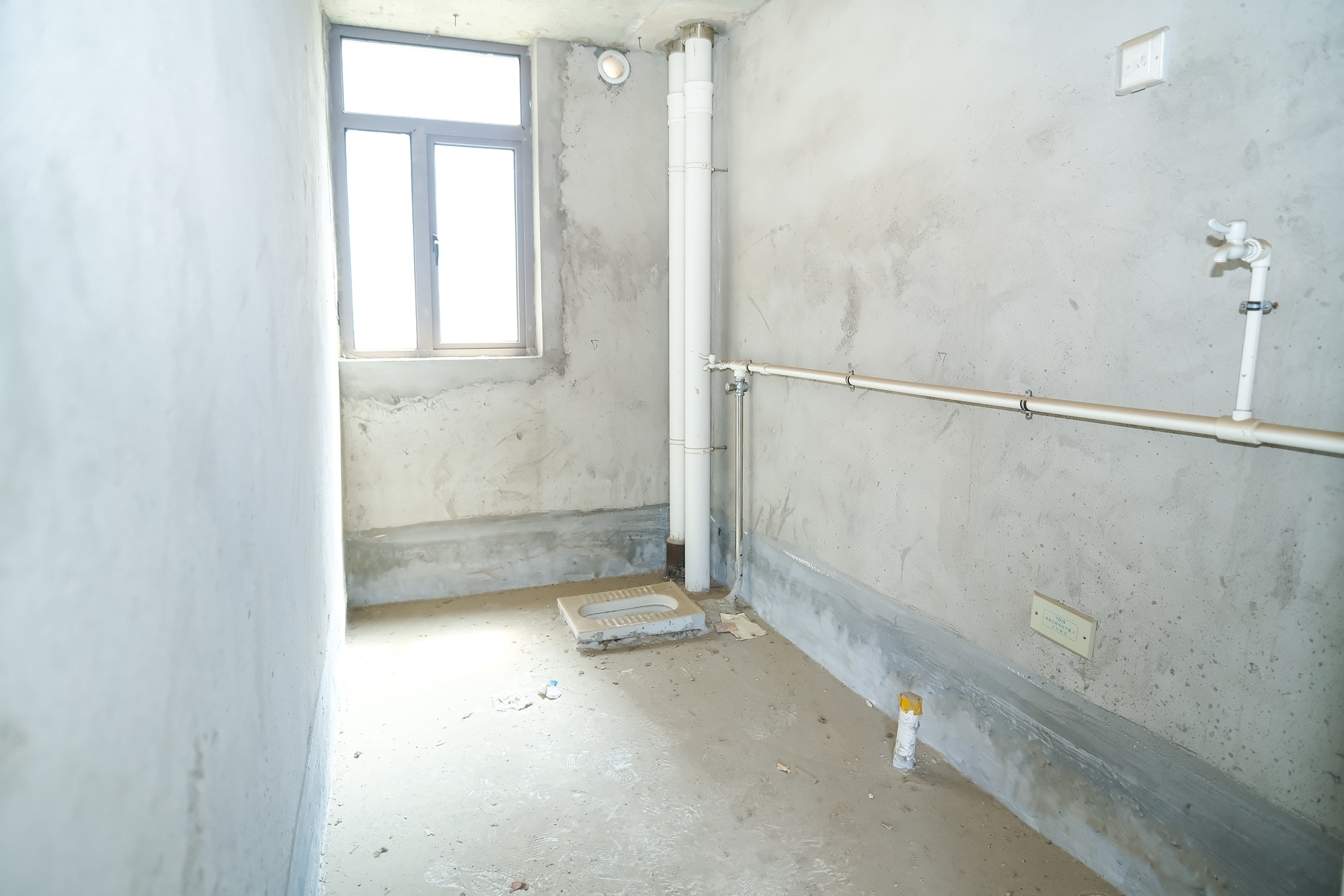 好望谷 4室2厅1卫 100.0万 好望谷 4室2厅1卫 100.0万卫生间