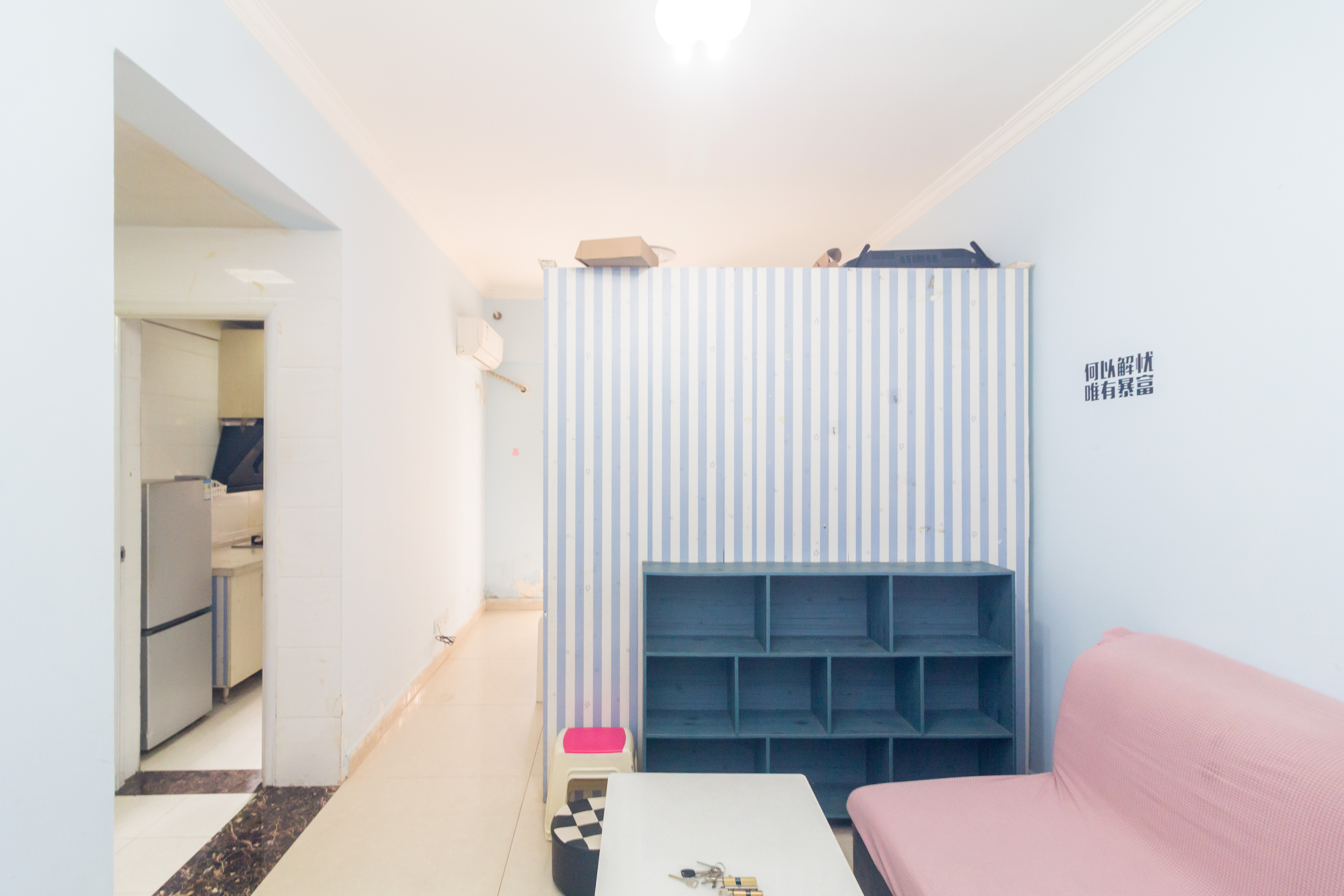 爵士湘  1室1厅1卫    21.8万客厅