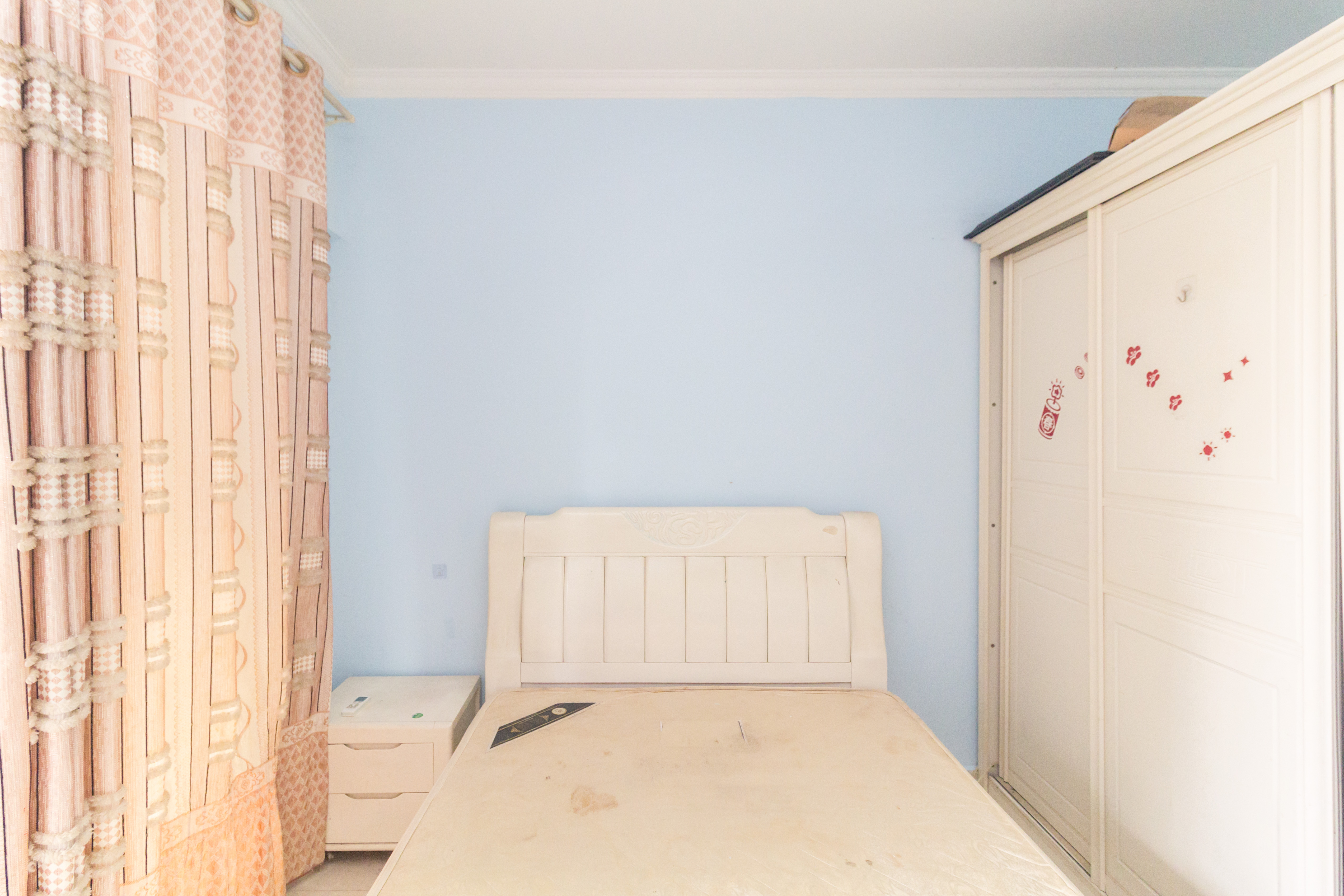 爵士湘  1室1厅1卫    21.8万卧室