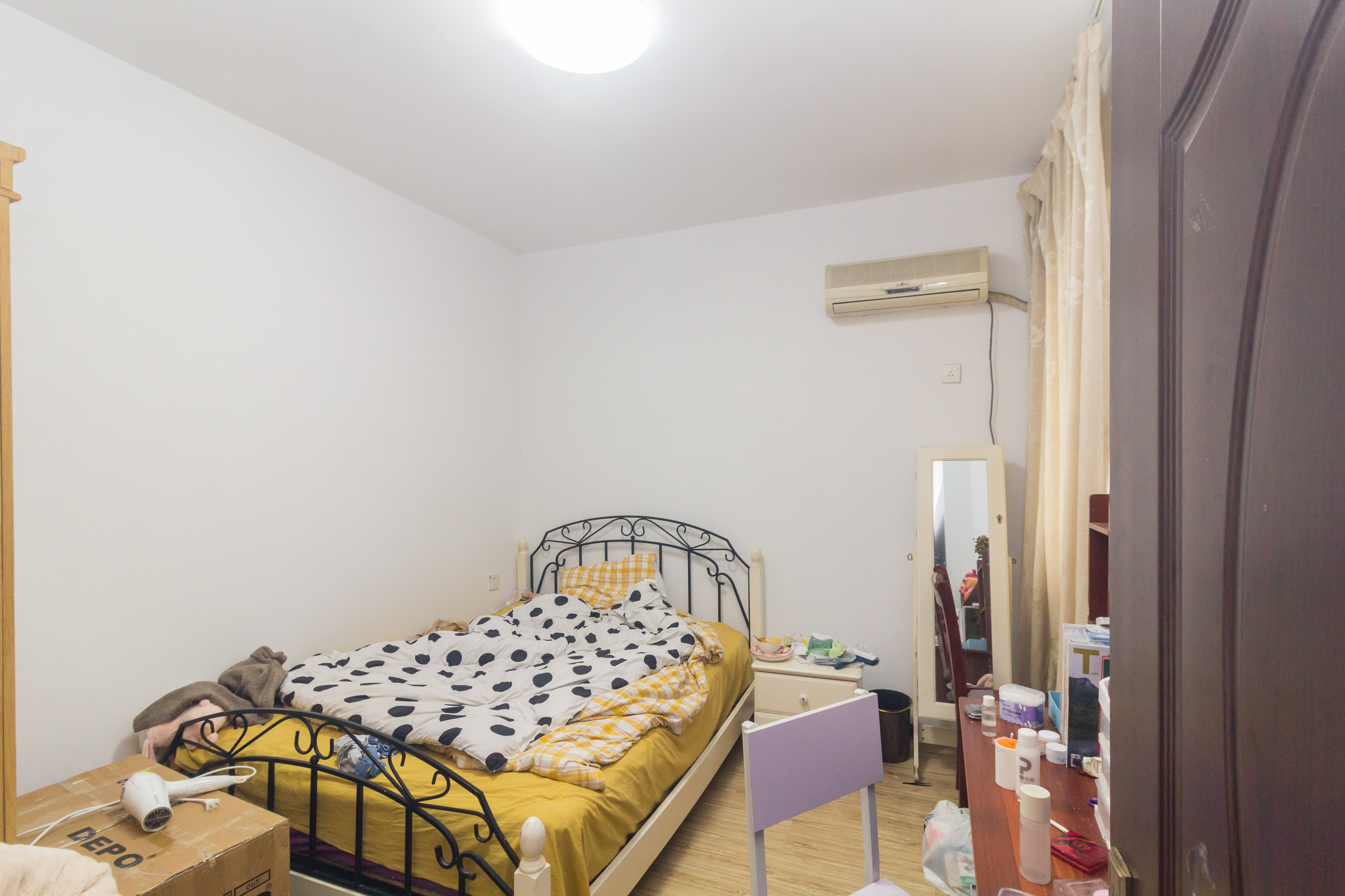 时代星城 2室2厅1卫 52.00万 时代星城 2室2厅1卫 52.00万卧室