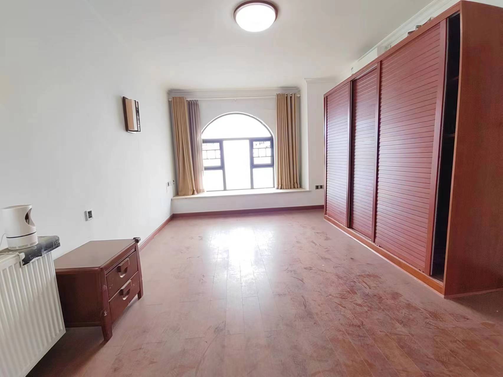 三一歌雅郡 5室2厅3卫 93.80万 三一歌雅郡 5室2厅3卫 93.80万室内图