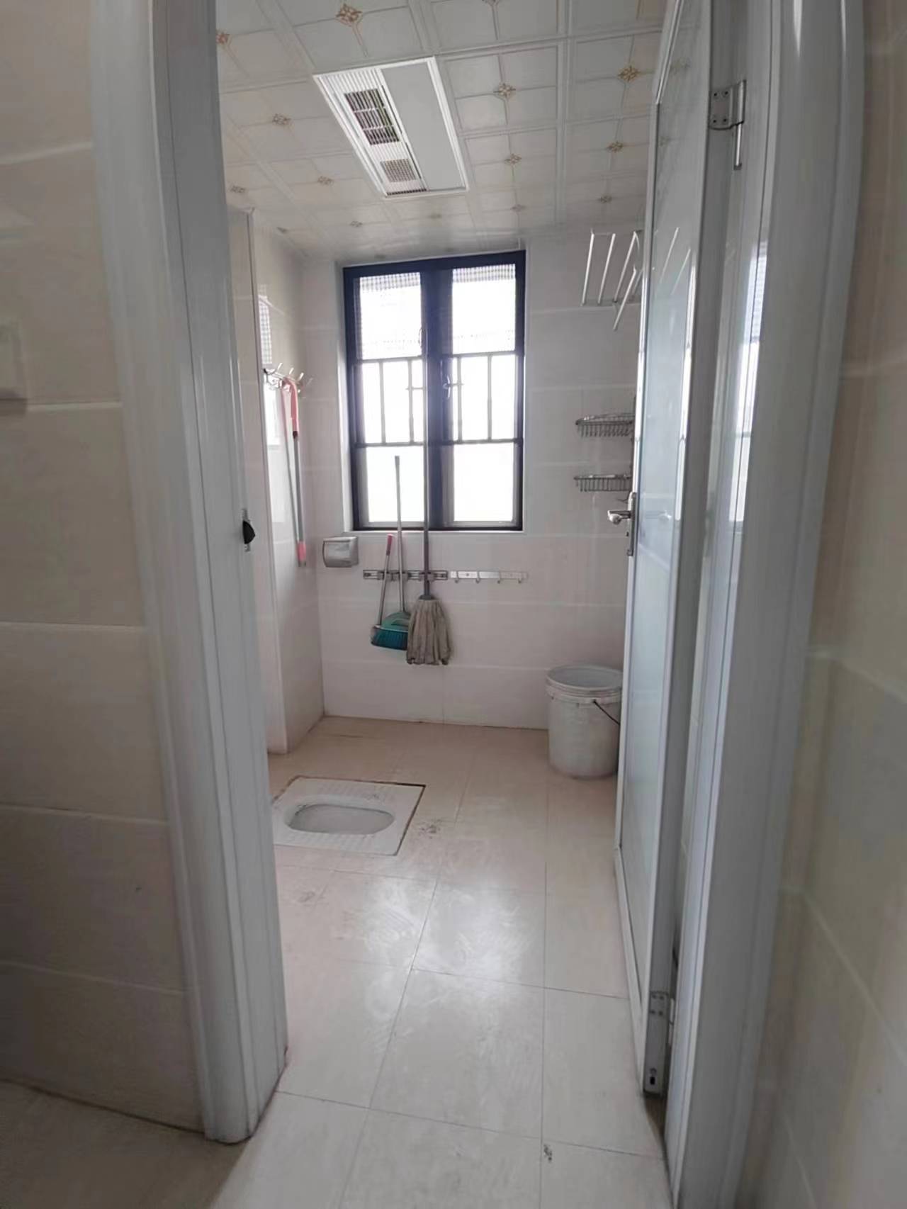 三一歌雅郡 5室2厅3卫 93.80万 三一歌雅郡 5室2厅3卫 93.80万室内图