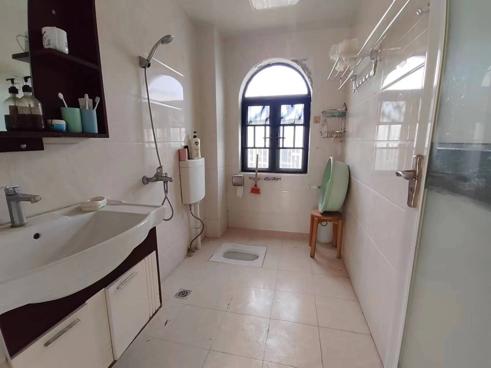 三一歌雅郡 5室2厅3卫 93.80万 三一歌雅郡 5室2厅3卫 93.80万室内图