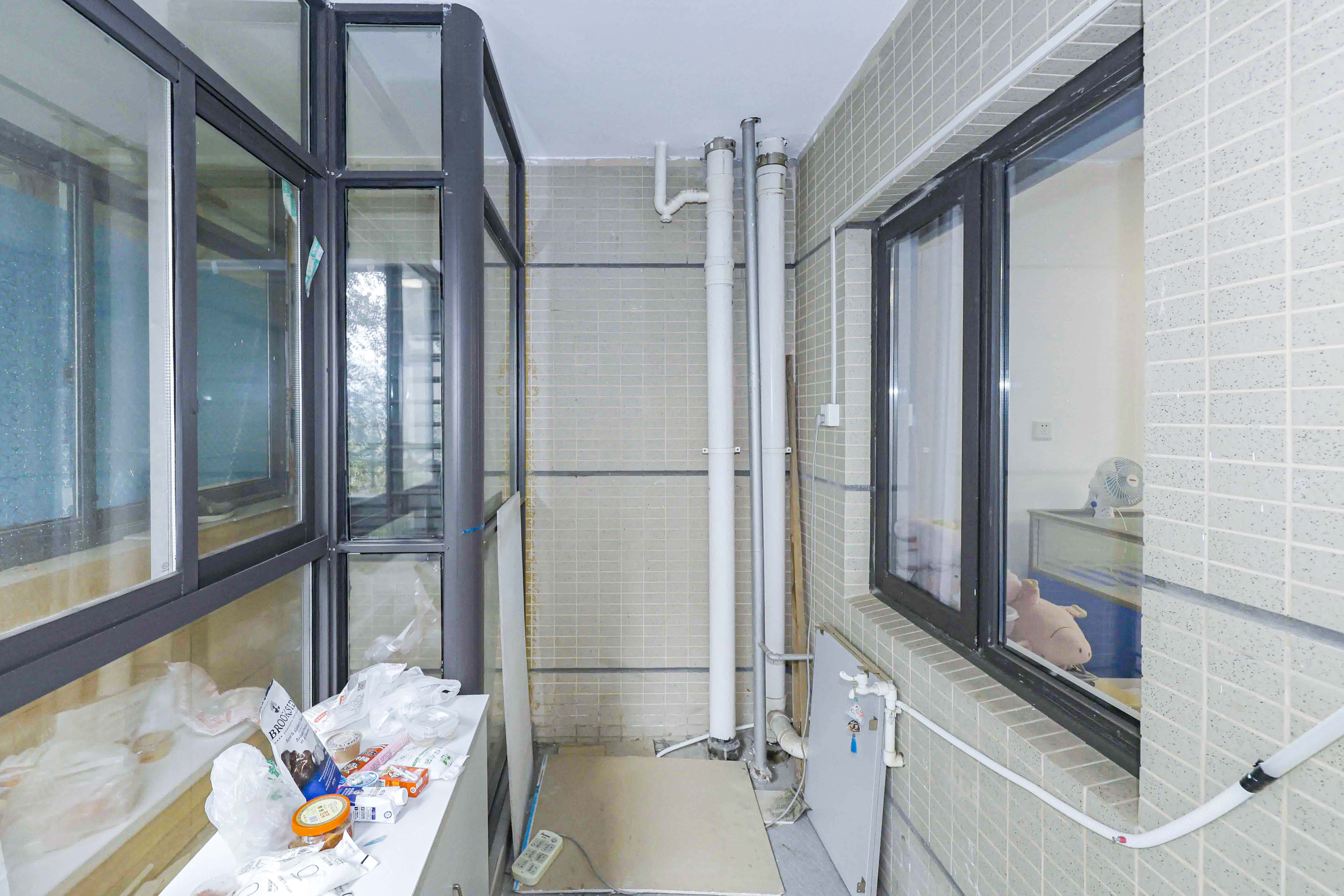 达美D6区  4室2厅1卫   128.00万室内图