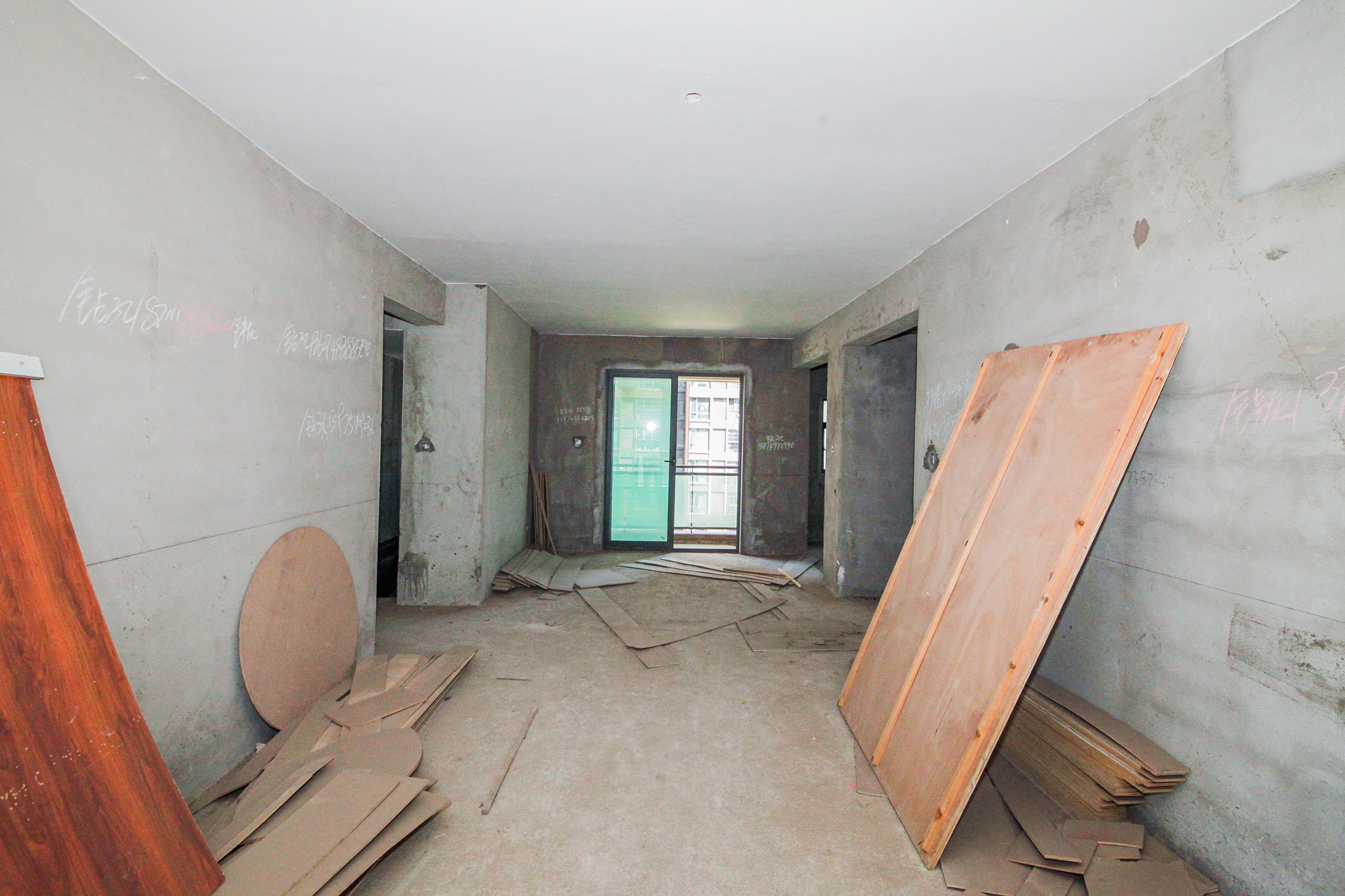 海伦春天  3室2厅1卫   87.50万 海伦春天  3室2厅1卫   87.50万客厅