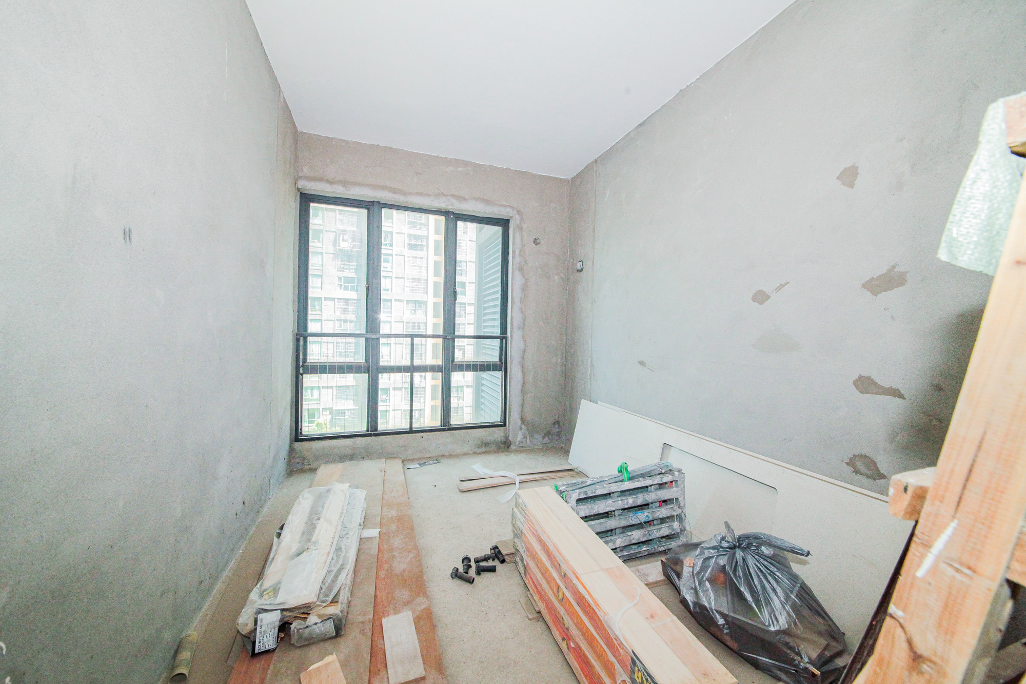 海伦春天  3室2厅1卫   87.50万 海伦春天  3室2厅1卫   87.50万卧室