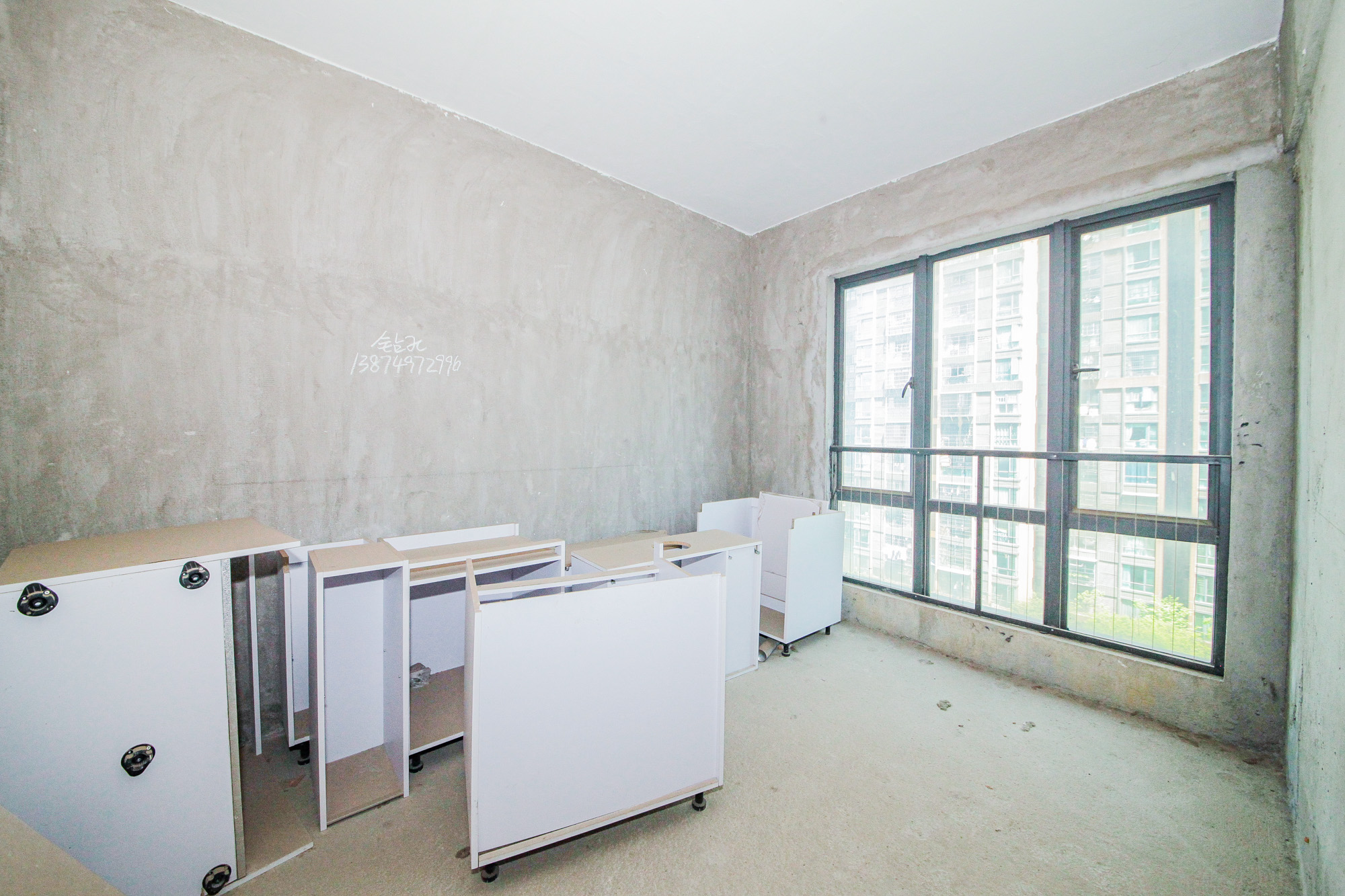 海伦春天  3室2厅1卫   87.50万 海伦春天  3室2厅1卫   87.50万卧室