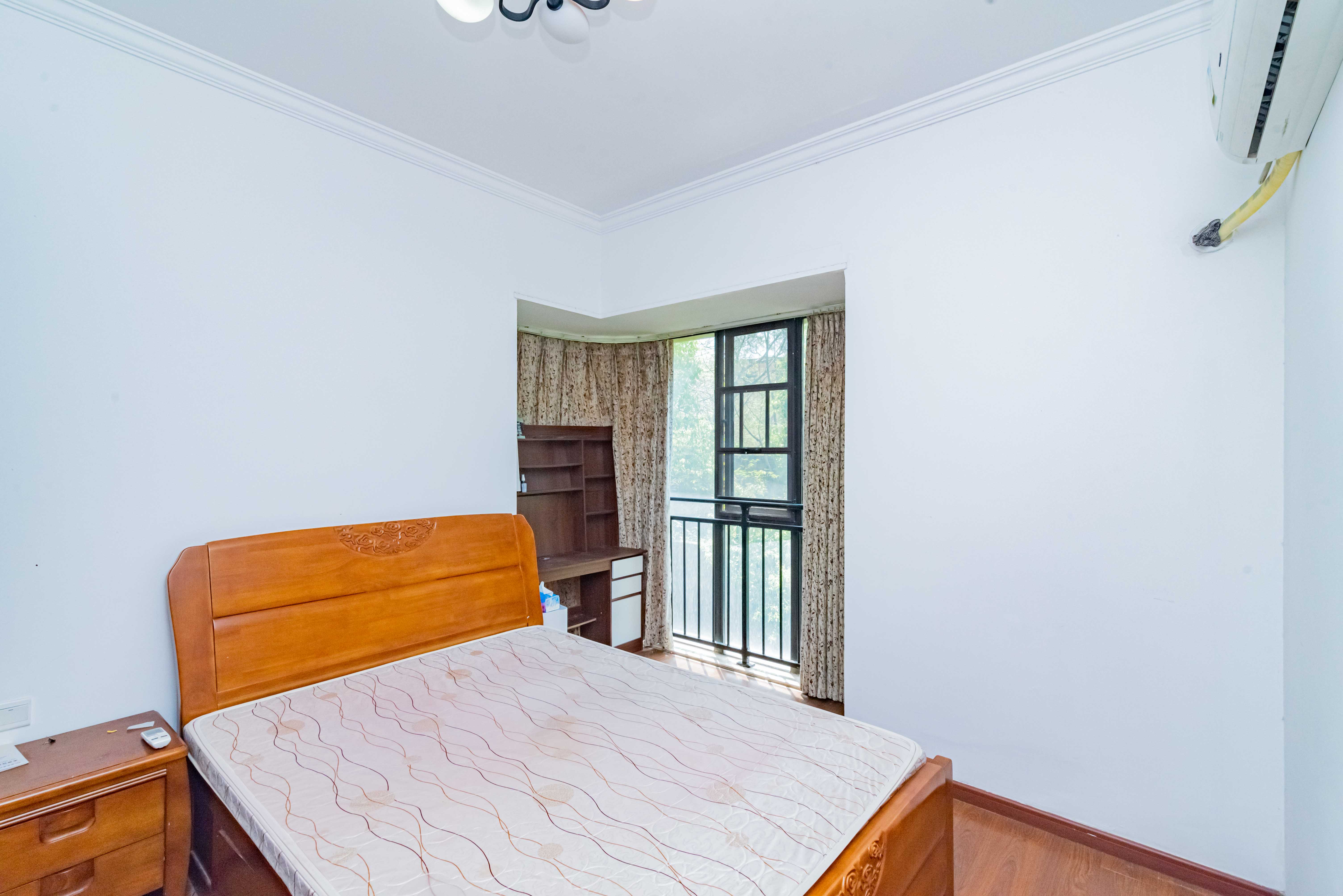 旺德府恺悦国际  3室2厅1卫   69.00万 旺德府恺悦国际  3室2厅1卫   69.00万卧室