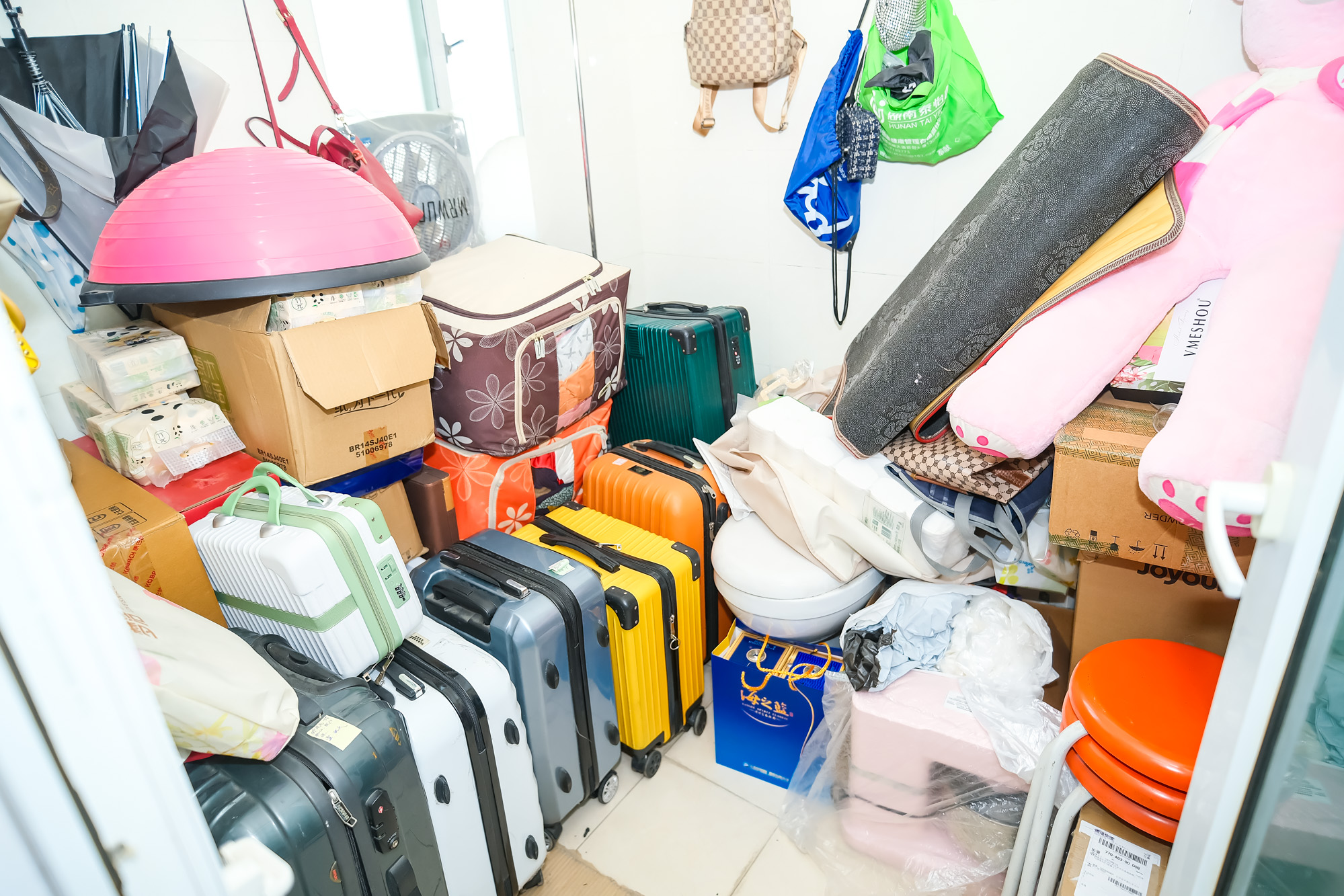 红树湾  3室2厅2卫   89.00万卫生间
