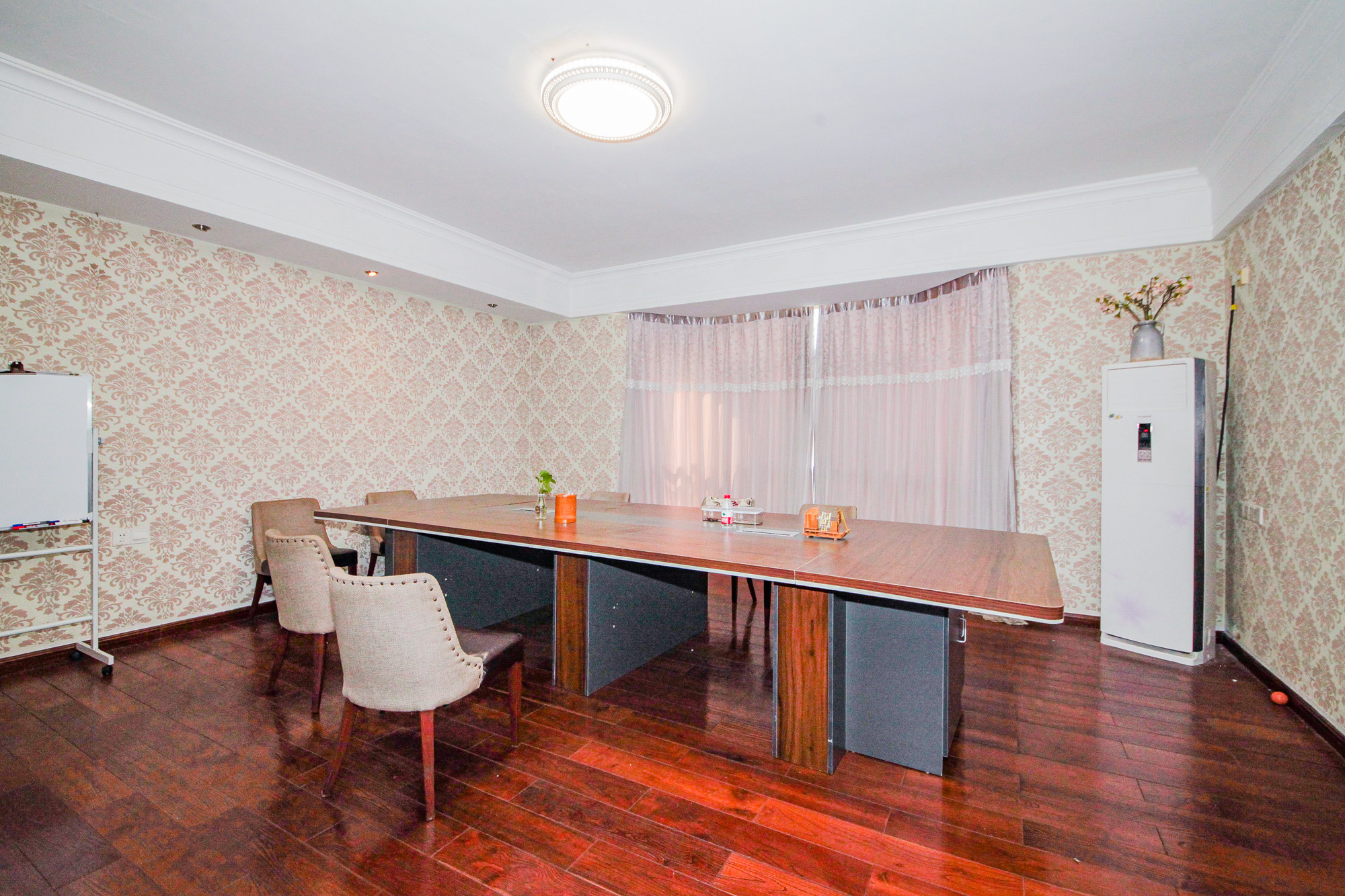 碧桂园威尼斯城  6室2厅1卫    660.88万 碧桂园威尼斯城  6室2厅1卫    660.88万卧室