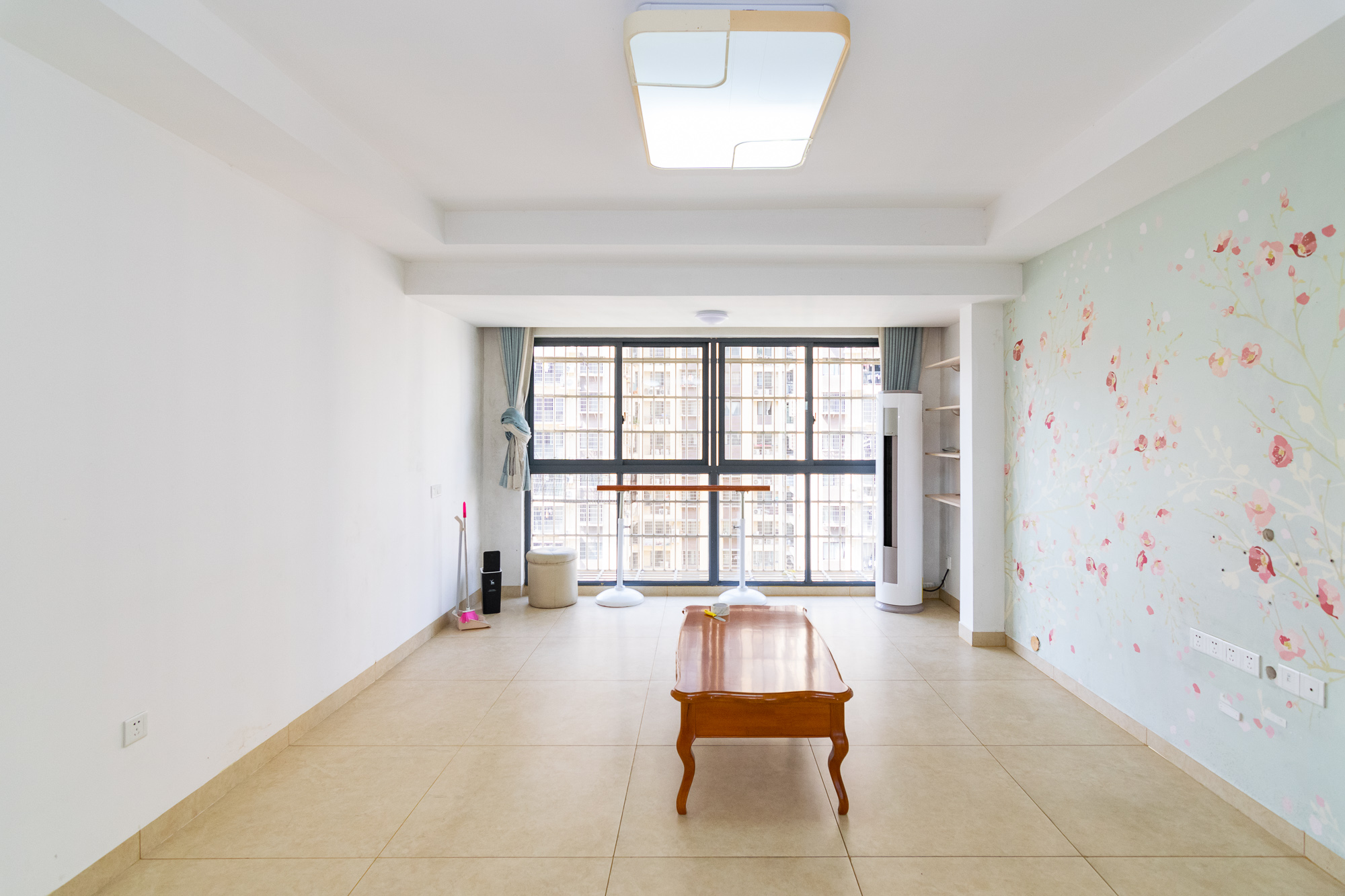 金富星城 3室2厅1卫 82.00万 金富星城 3室2厅1卫 82.00万客厅