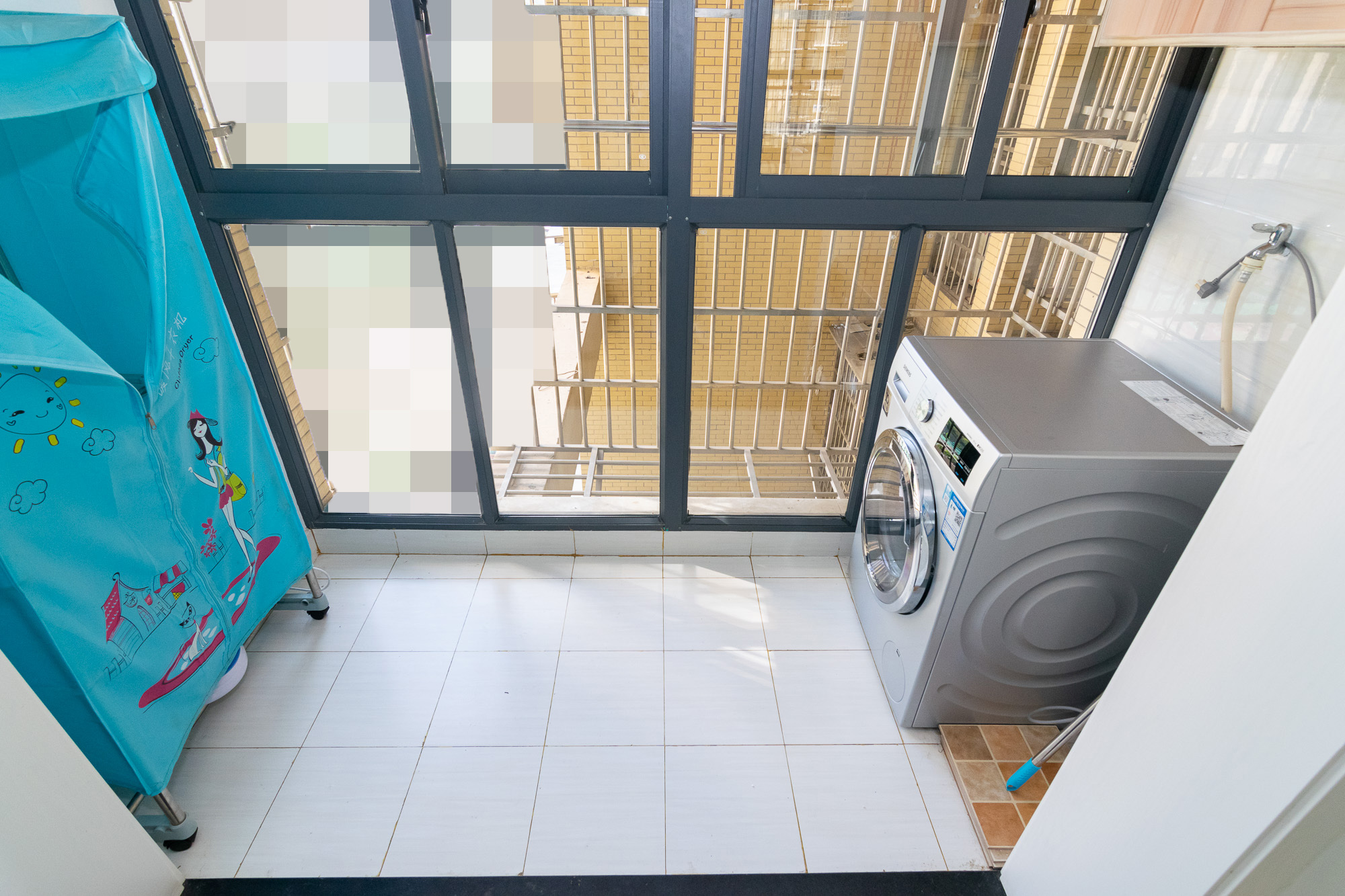 金富星城 3室2厅1卫 82.00万 金富星城 3室2厅1卫 82.00万阳台