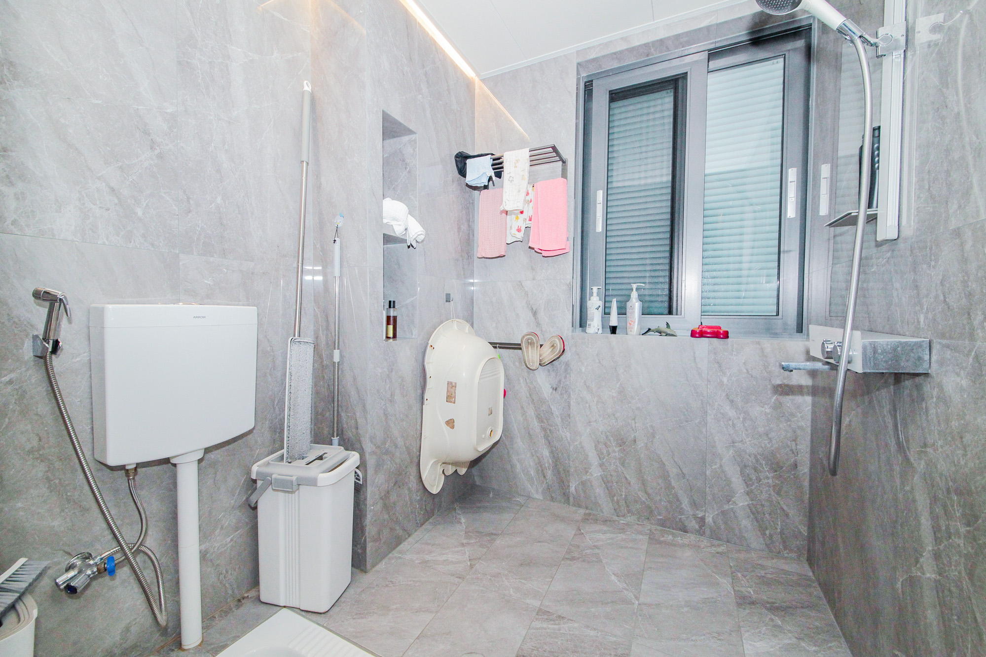 碧桂园威尼斯城  4室2厅2卫    370.98万 碧桂园威尼斯城  4室2厅2卫    370.98万卫生间