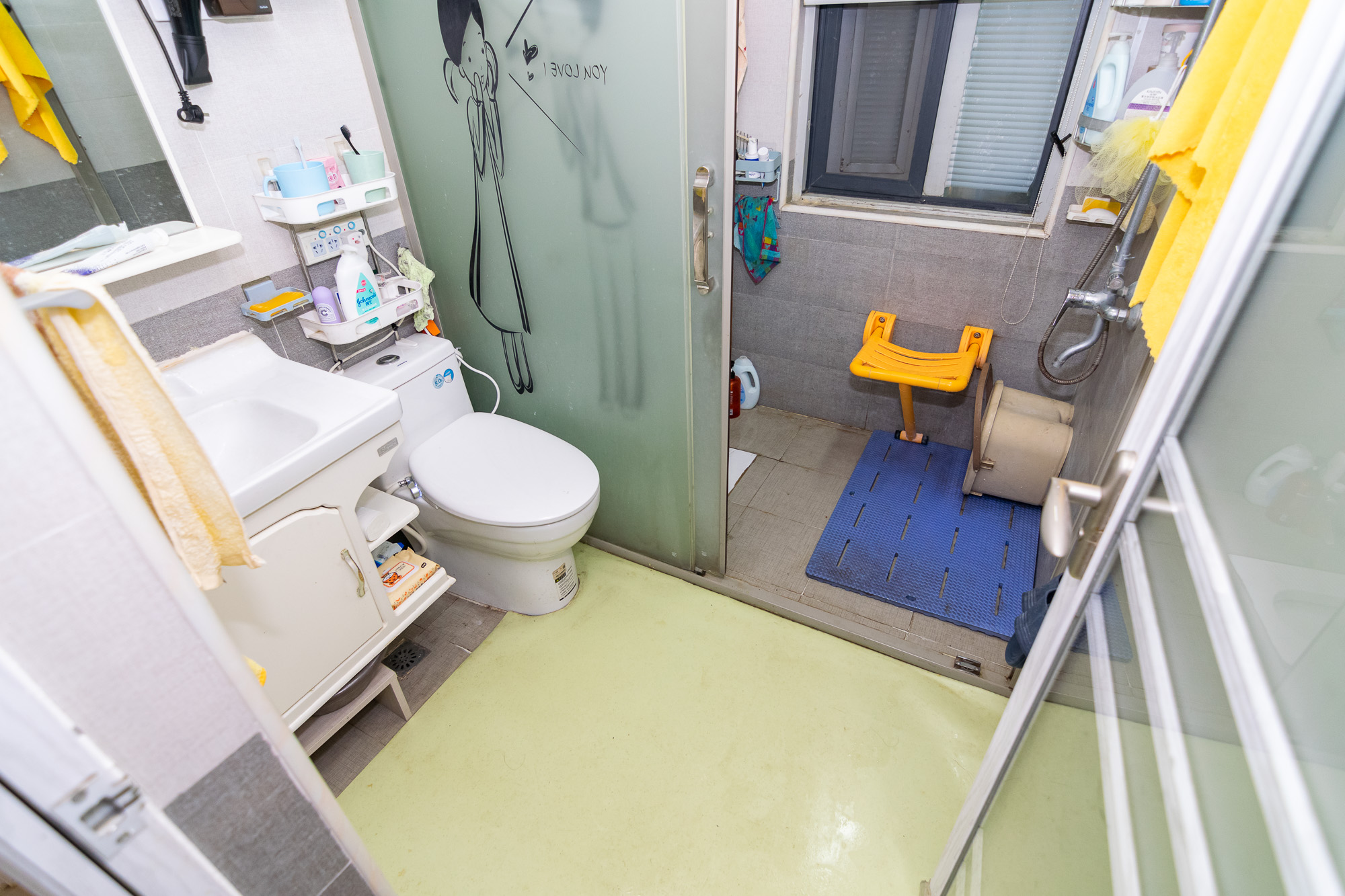澳海澜庭  3室2厅1卫   77.80万卫生间