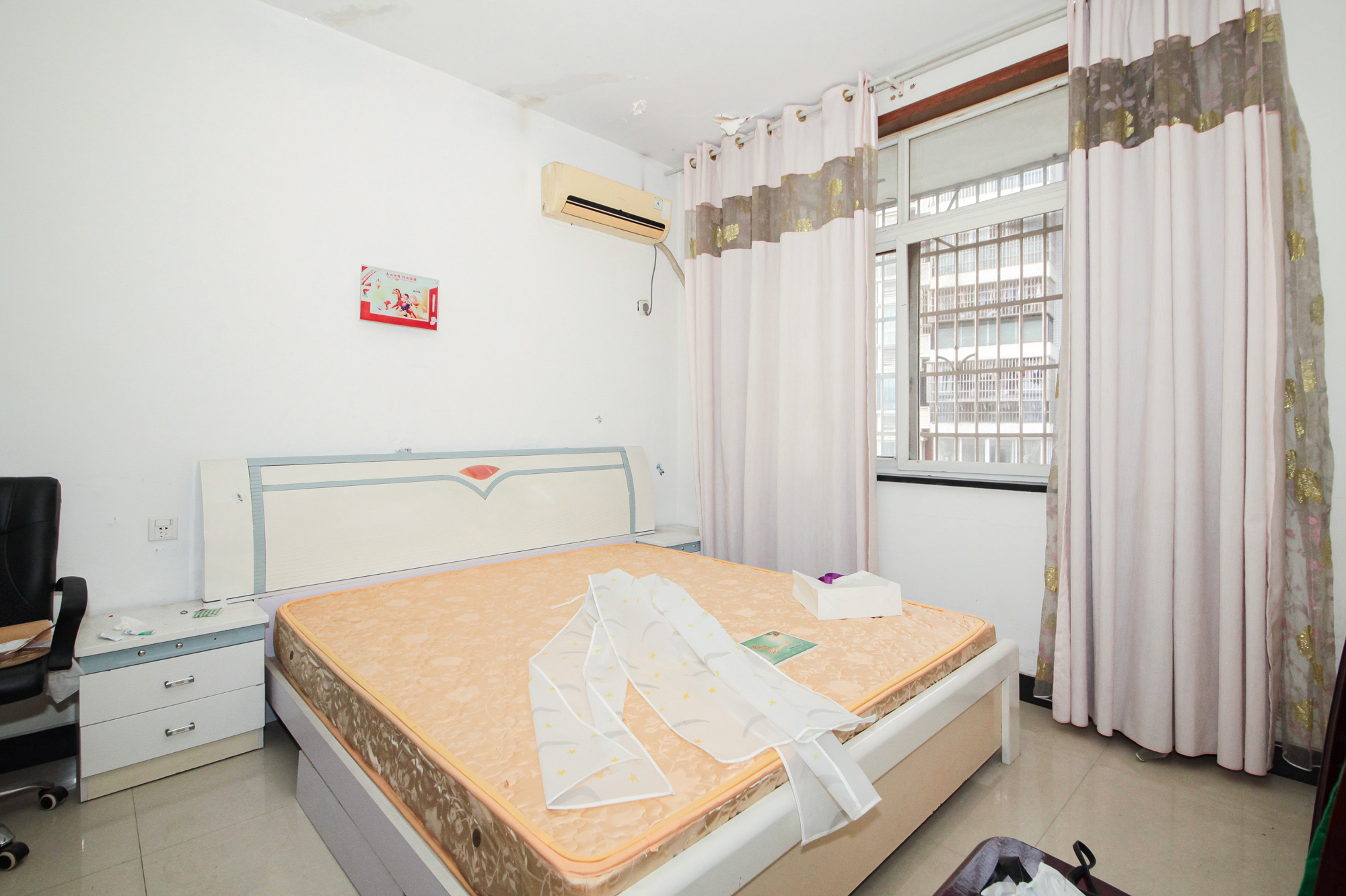 灰埠小区（灰埠社区）  3室2厅1卫   39.00万卧室