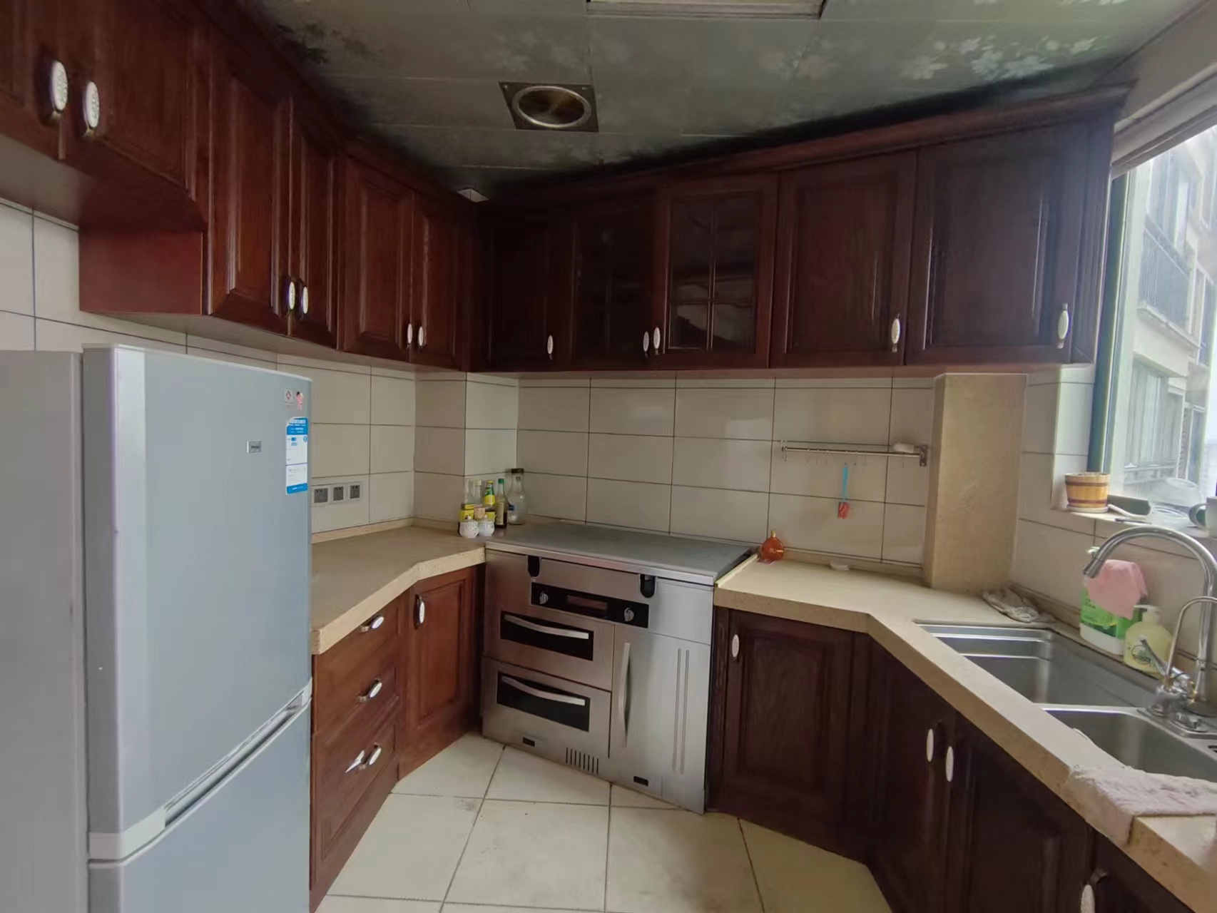 经世皇城 4室2厅2卫 138.0万 经世皇城 4室2厅2卫 138.0万室内图