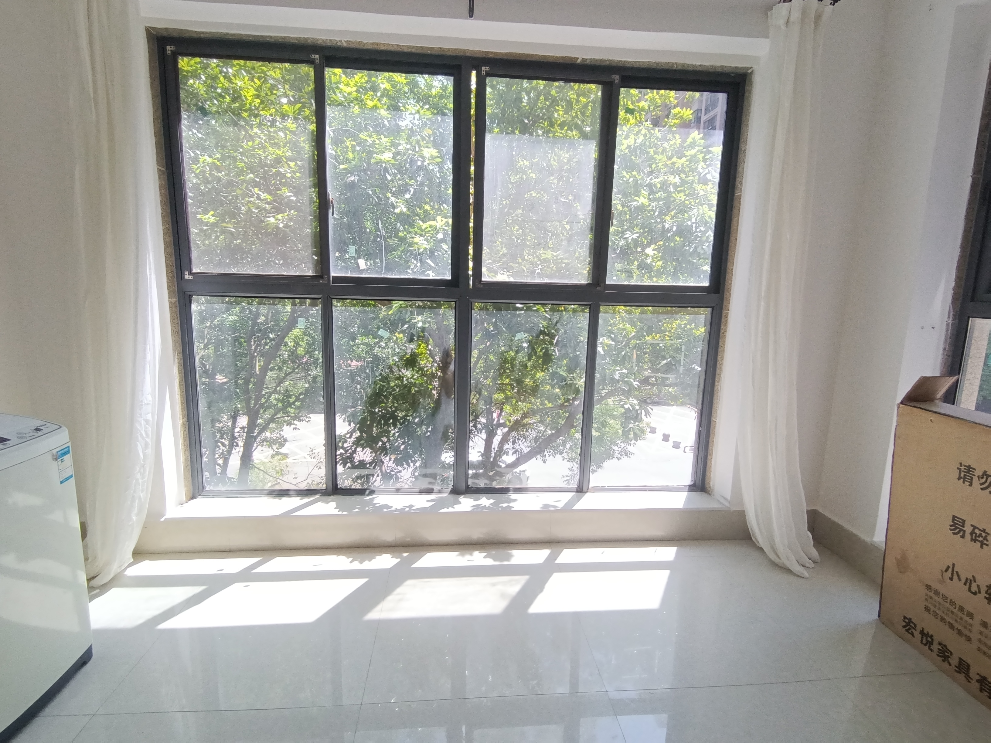 泰山公馆 3室2厅2卫 62.0万 泰山公馆 3室2厅2卫 62.0万室内图