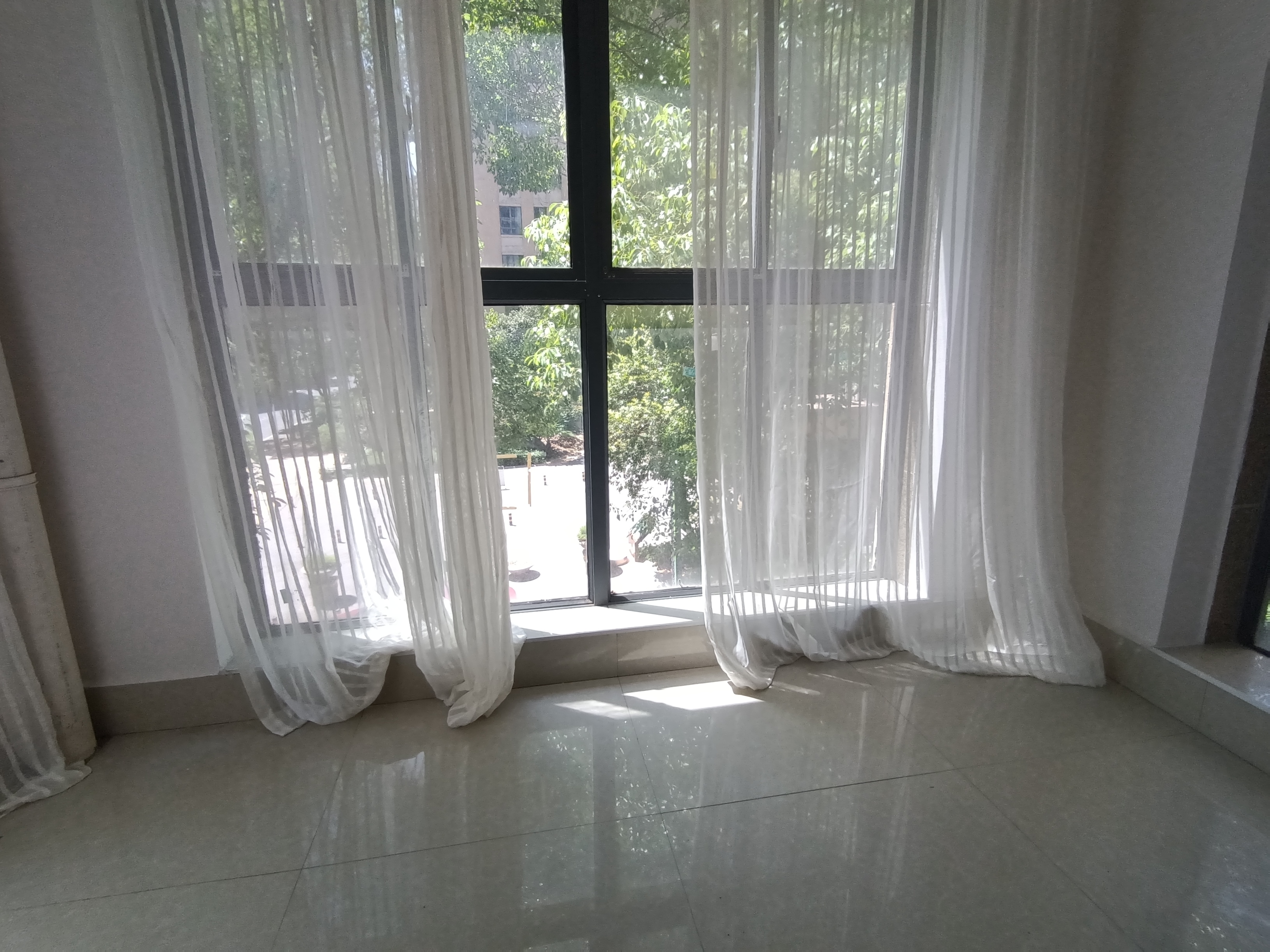 泰山公馆 3室2厅2卫 62.0万 泰山公馆 3室2厅2卫 62.0万室内图