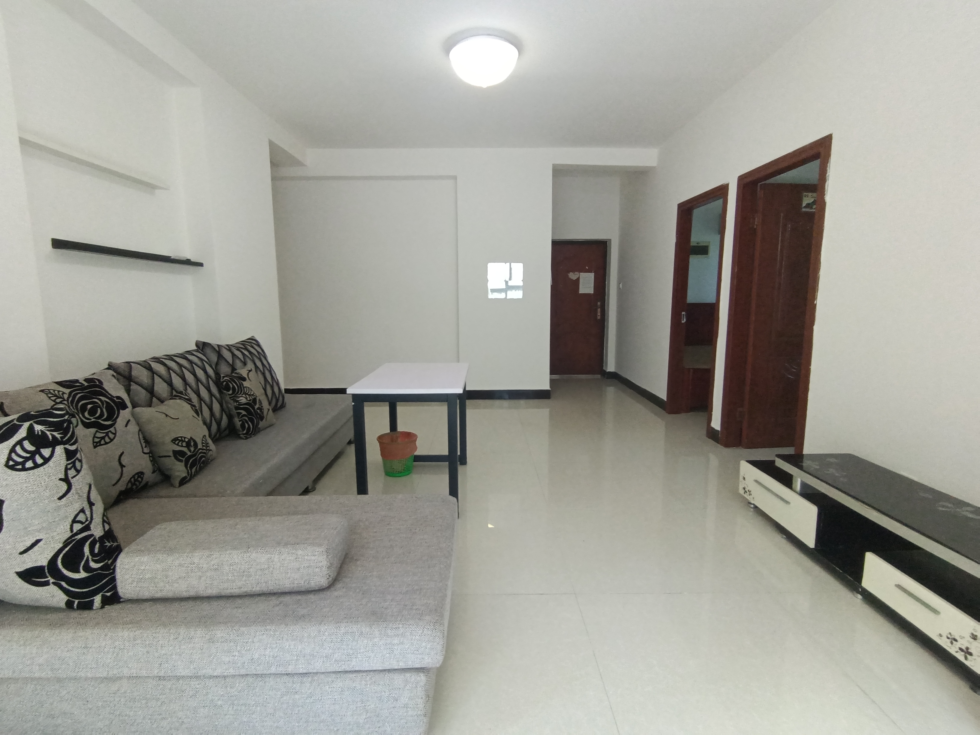 泰山公馆 3室2厅2卫 62.0万 泰山公馆 3室2厅2卫 62.0万室内图