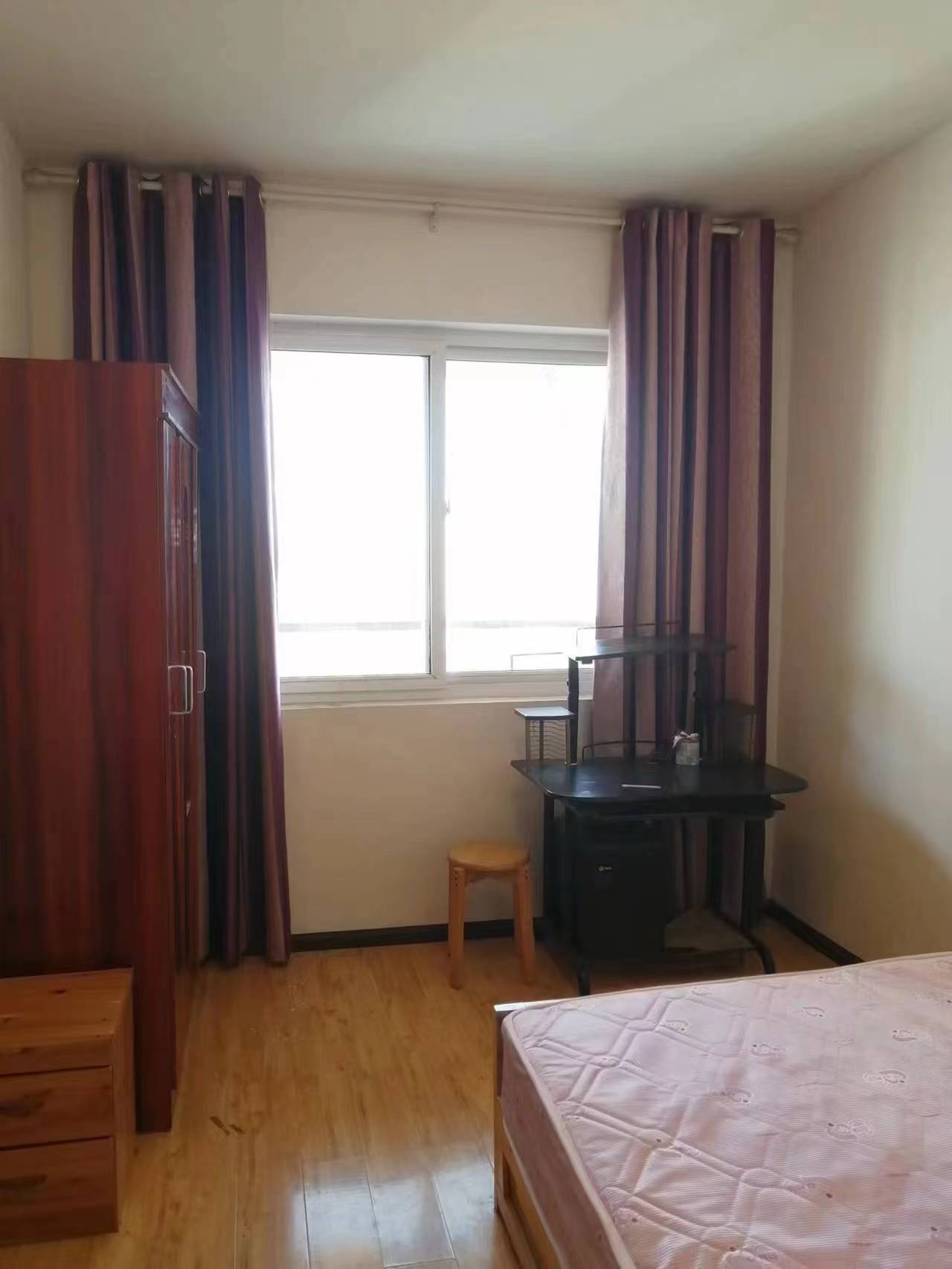 远大生态风景  3室1厅2卫   2300.00元/月室内图