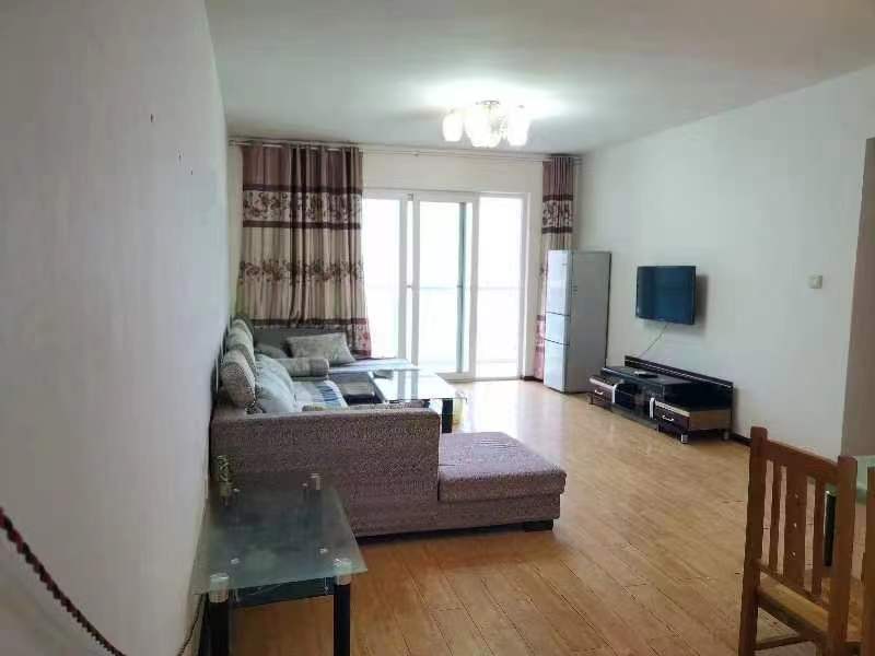 远大生态风景  3室1厅2卫   2300.00元/月室内图1