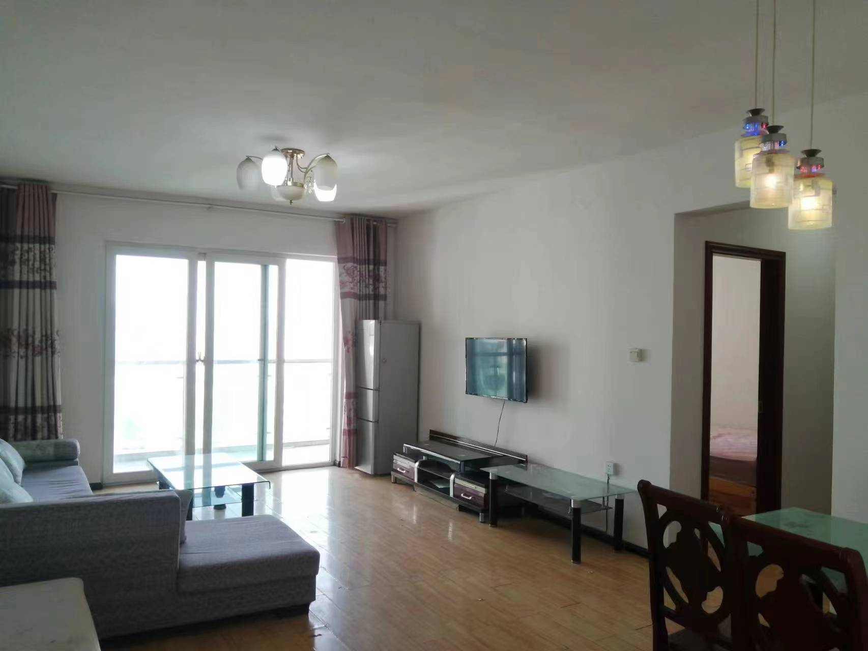 远大生态风景  3室1厅2卫   2300.00元/月室内图