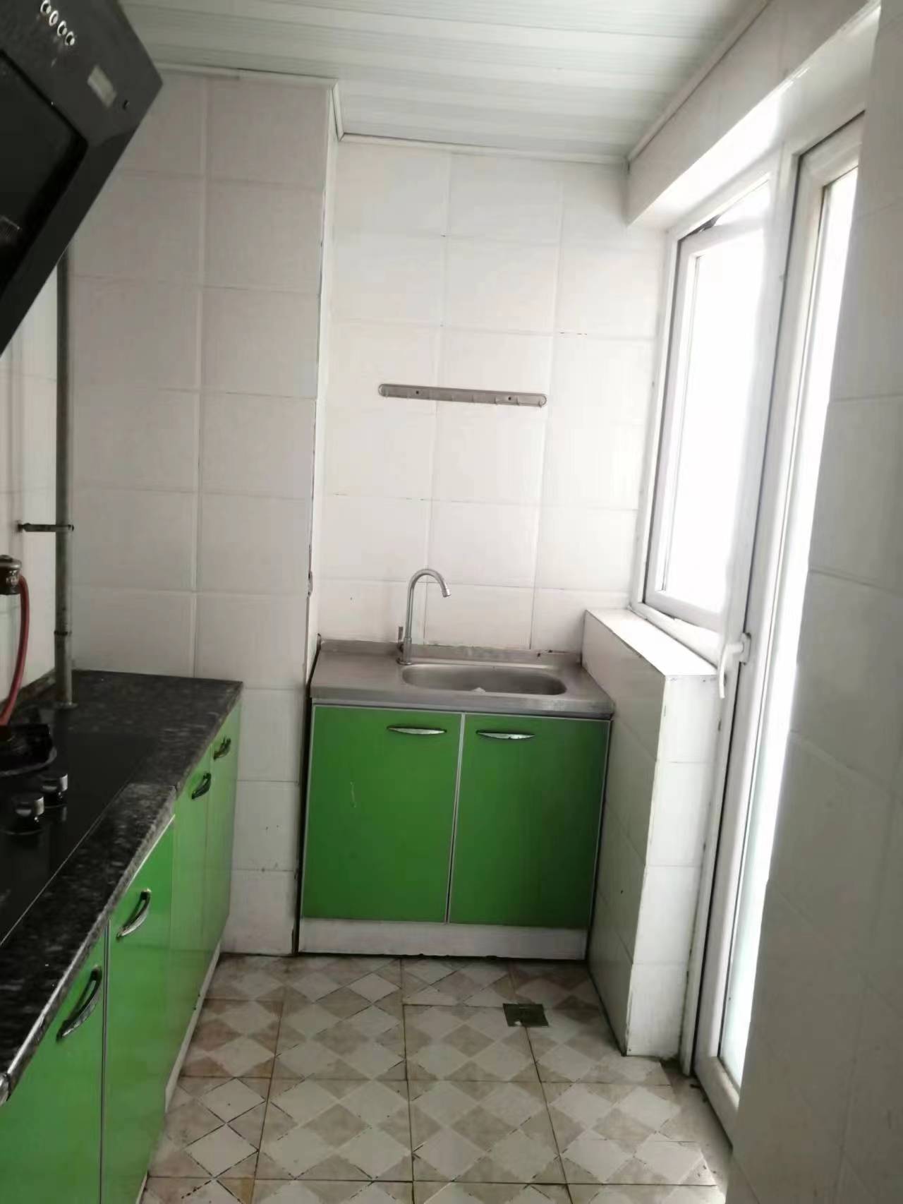 远大生态风景  3室1厅2卫   2300.00元/月室内图