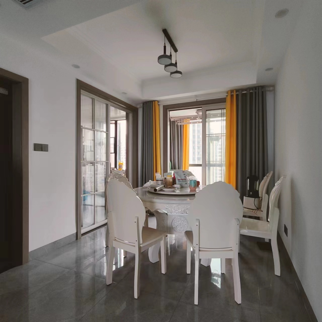 春藤小镇 4室2厅2卫 90.8万 春藤小镇 4室2厅2卫 90.8万室内图