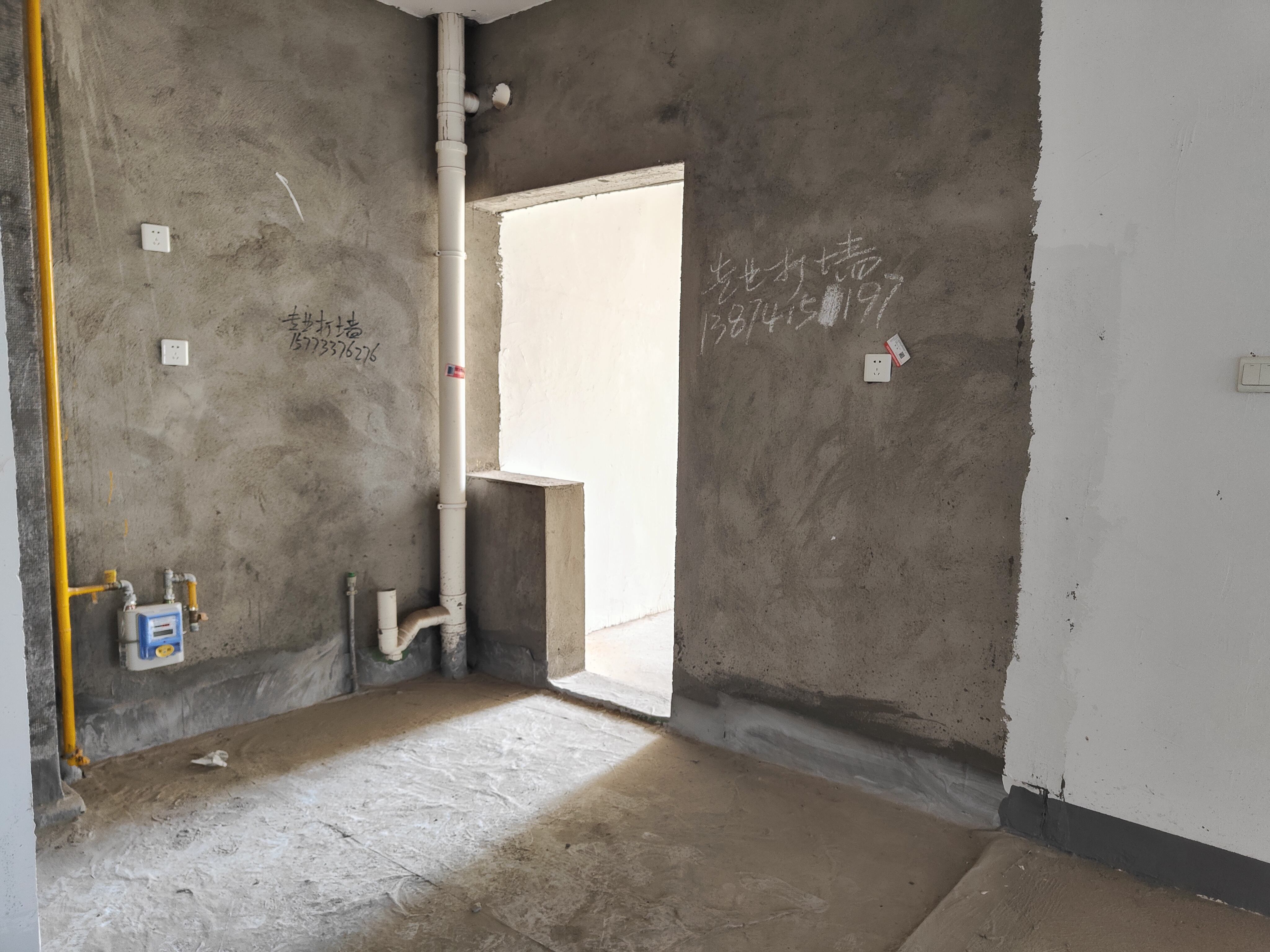 红盾雅园 3室2厅2卫 75.00万 红盾雅园 3室2厅2卫 75.00万室内图