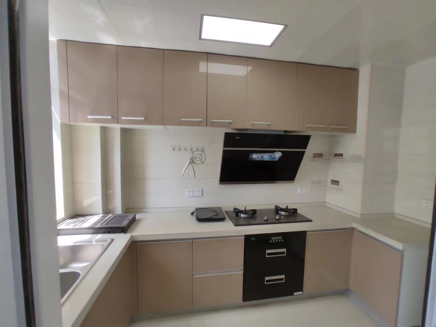 经世龙城  3室2厅2卫   80.00万 经世龙城  3室2厅2卫   80.00万室内图