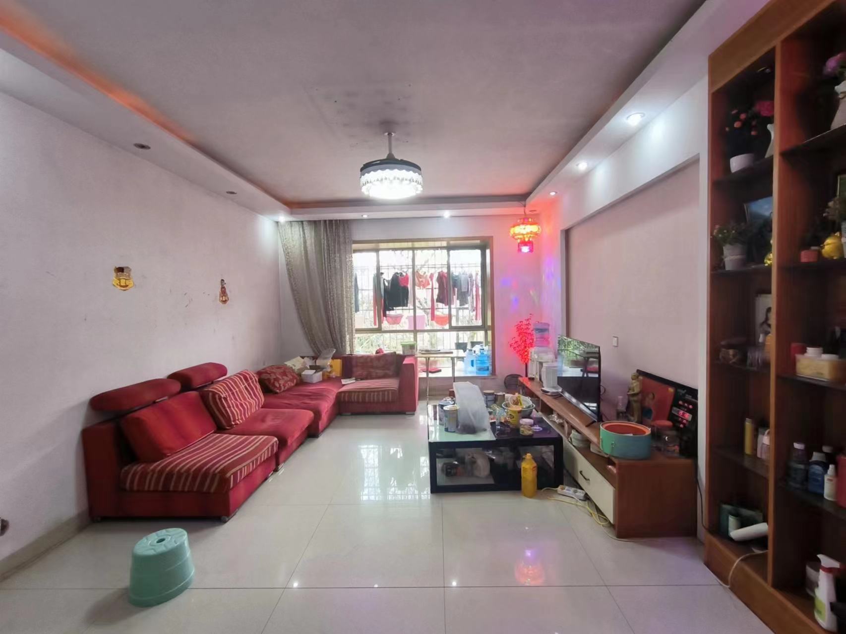 江南世家  3室2厅2卫   42.00万 江南世家  3室2厅2卫   42.00万室内图